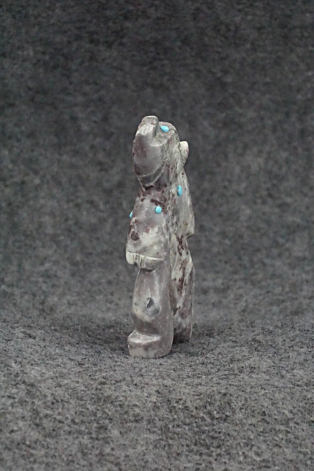 Bear Zuni Fetish Carving - Danette Laate