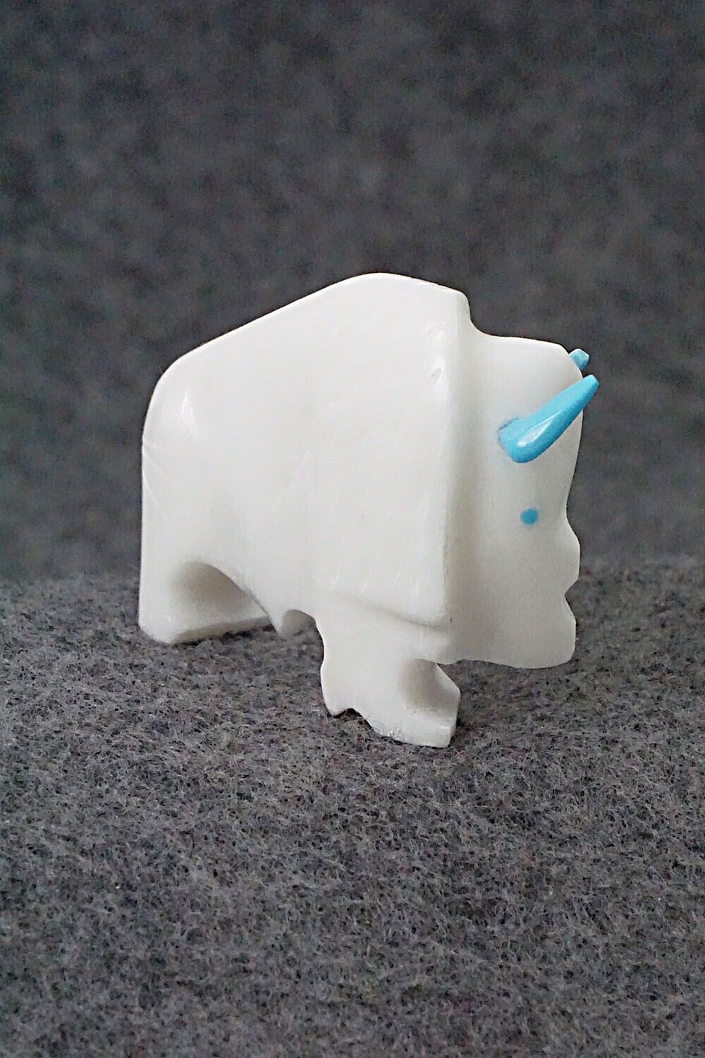 Buffalo Zuni Fetish Carving - Todd Etsate