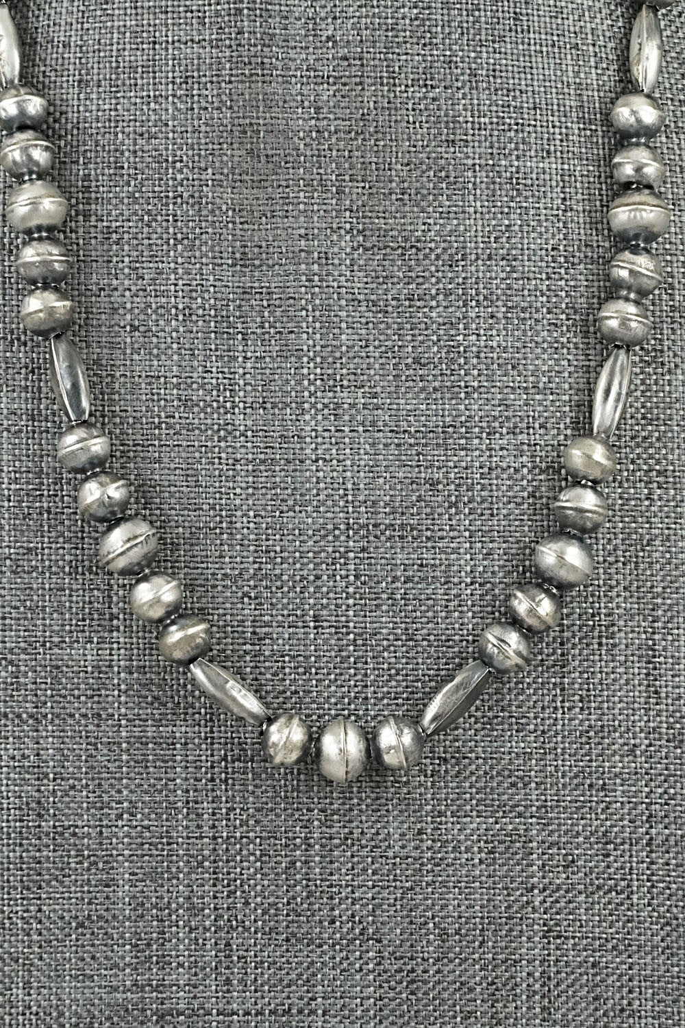 Sterling Silver Navajo Pearl Necklace 18" - Vintage
