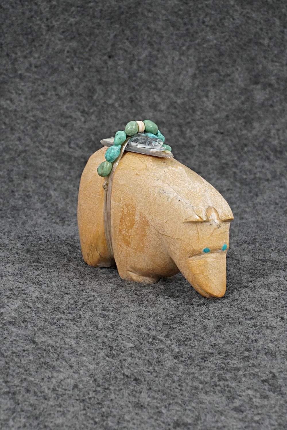 Bear Zuni Fetish Carving - Delvin Leekya