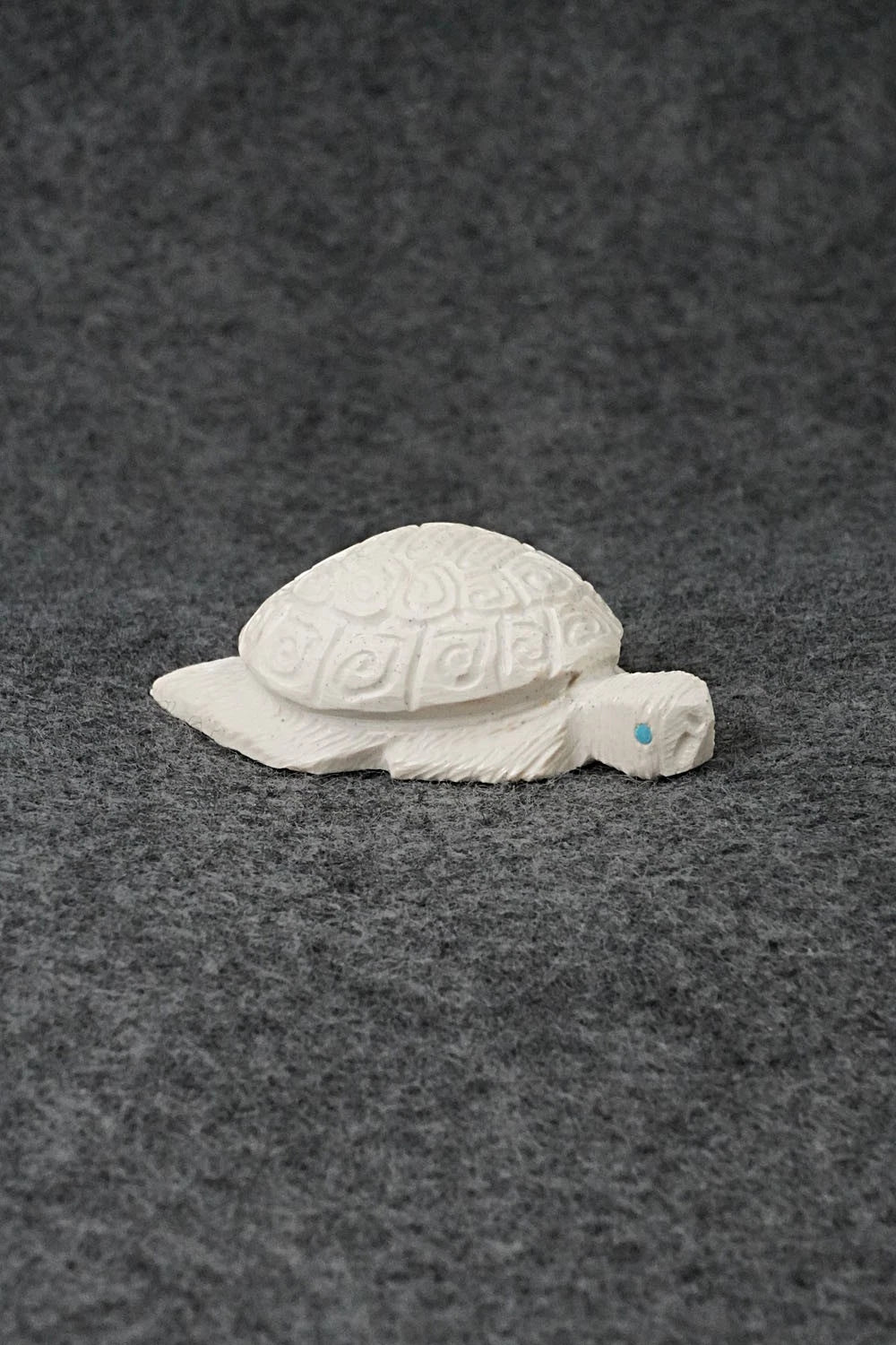 Turtle Zuni Fetish Carving - Adrian Cachini