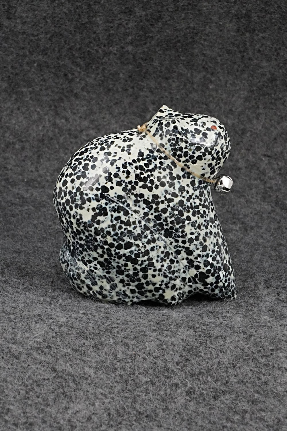 Cat Zuni Fetish Carving - Daphne Quam