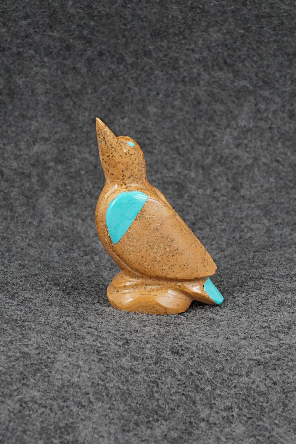 Bird Zuni Fetish Carving - Enrike Leekya