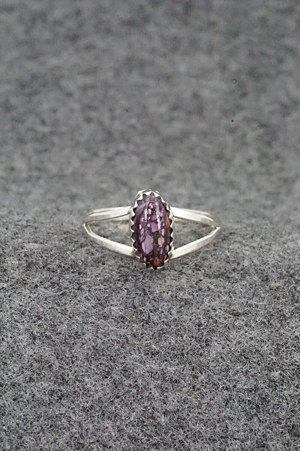 Spiny Oyster & Sterling Silver Ring - Robert Martinez - Size 8.25