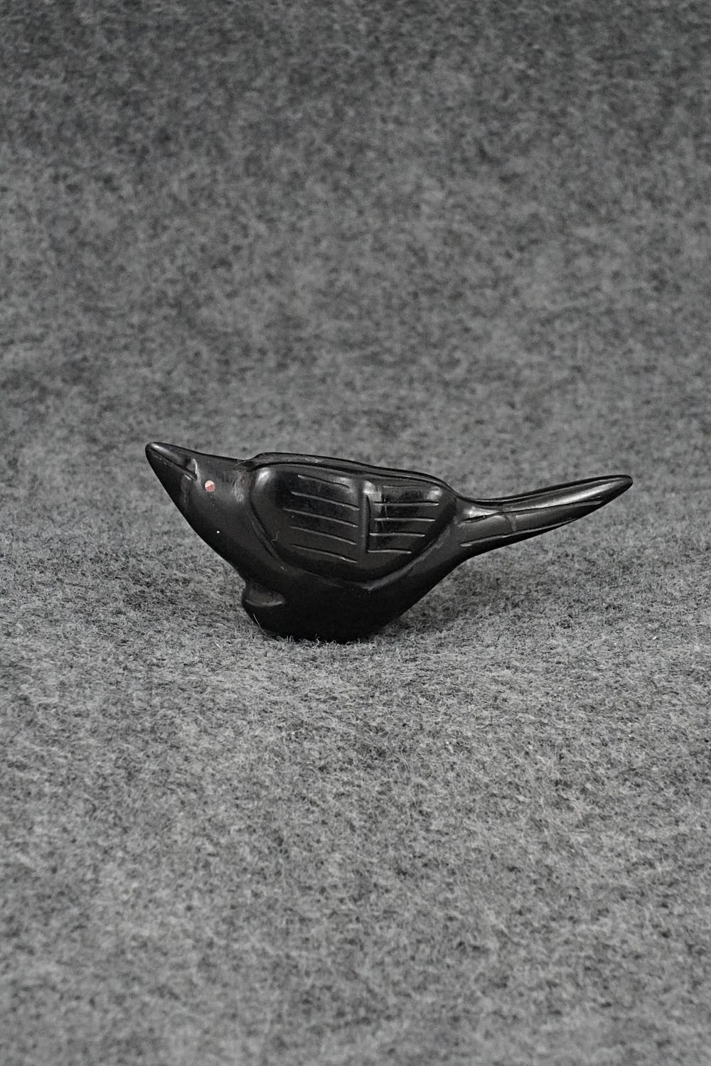Bird Zuni Fetish Carving - Justin Red Elk