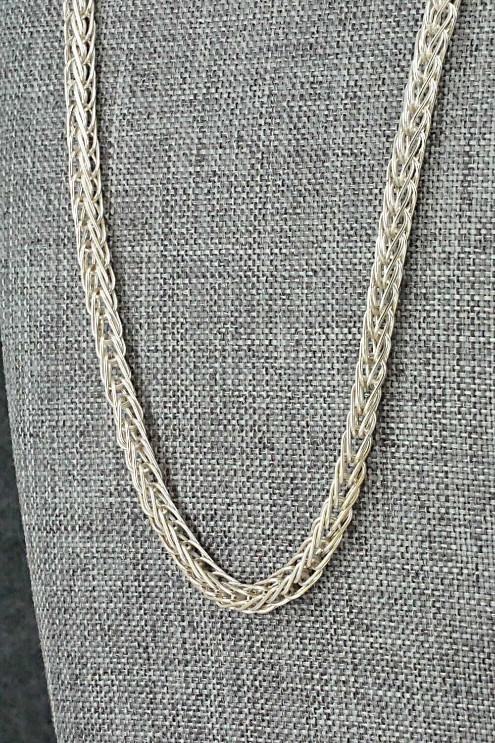 Sterling Silver Chain Necklace 24" - Smokey Gchachu