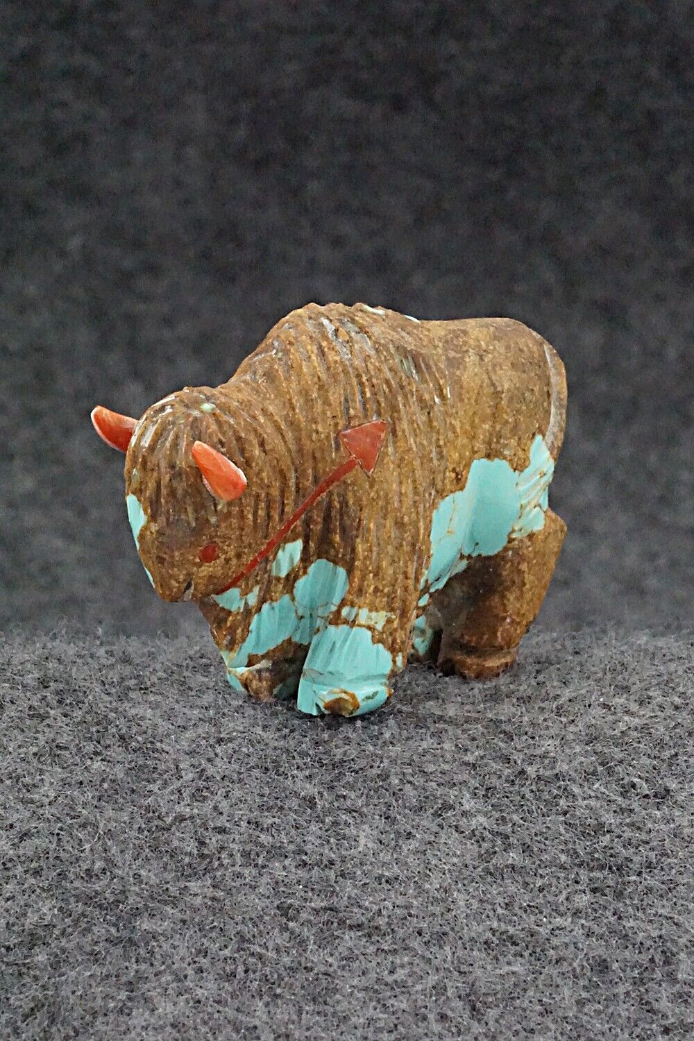 Buffalo Zuni Fetish Carving - Andres Quandelacy