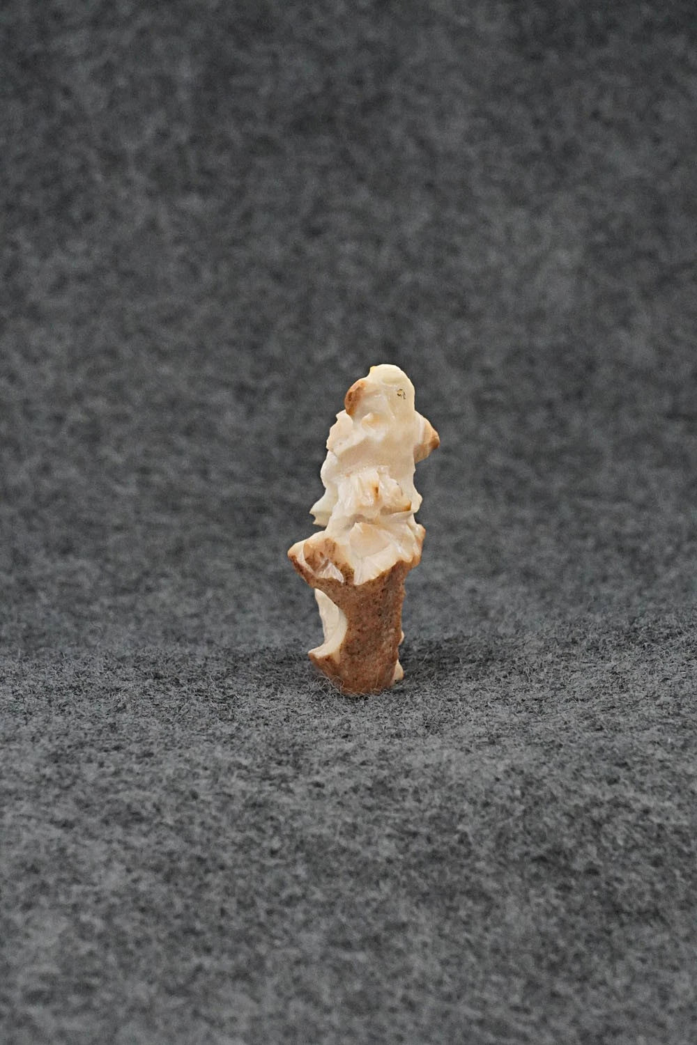 Eagle Zuni Fetish Carving - Ruben Najera