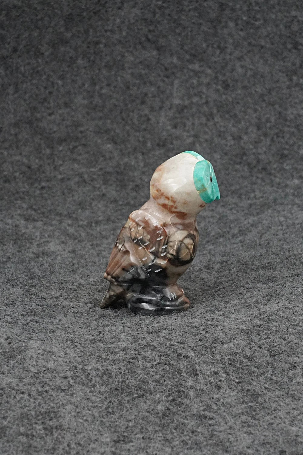 Owl Zuni Fetish Carving - Enrike Leekya