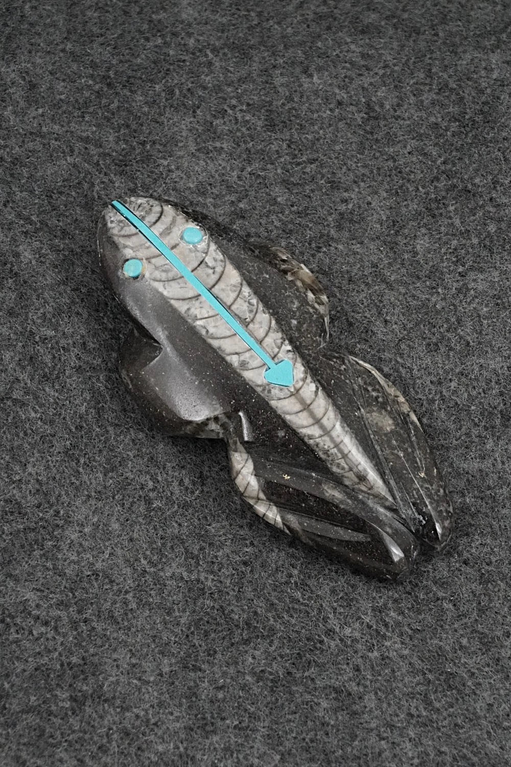 Frog Zuni Fetish Carving - Kenric Laiwakete