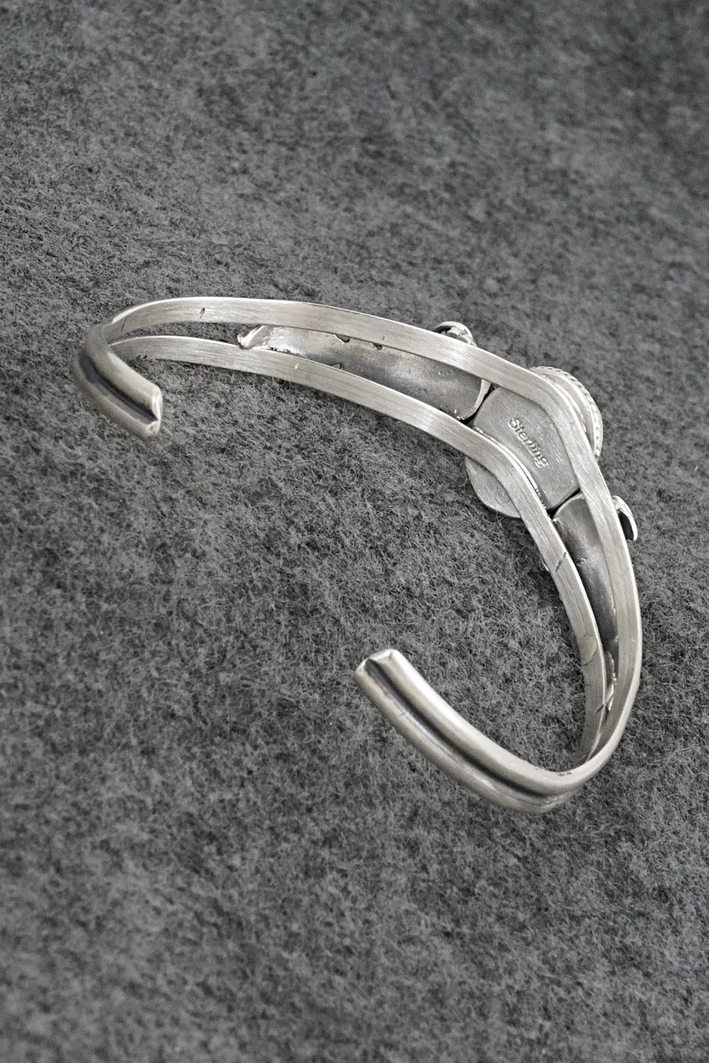 Turquoise & Sterling Silver Bracelet - Jemson Henio