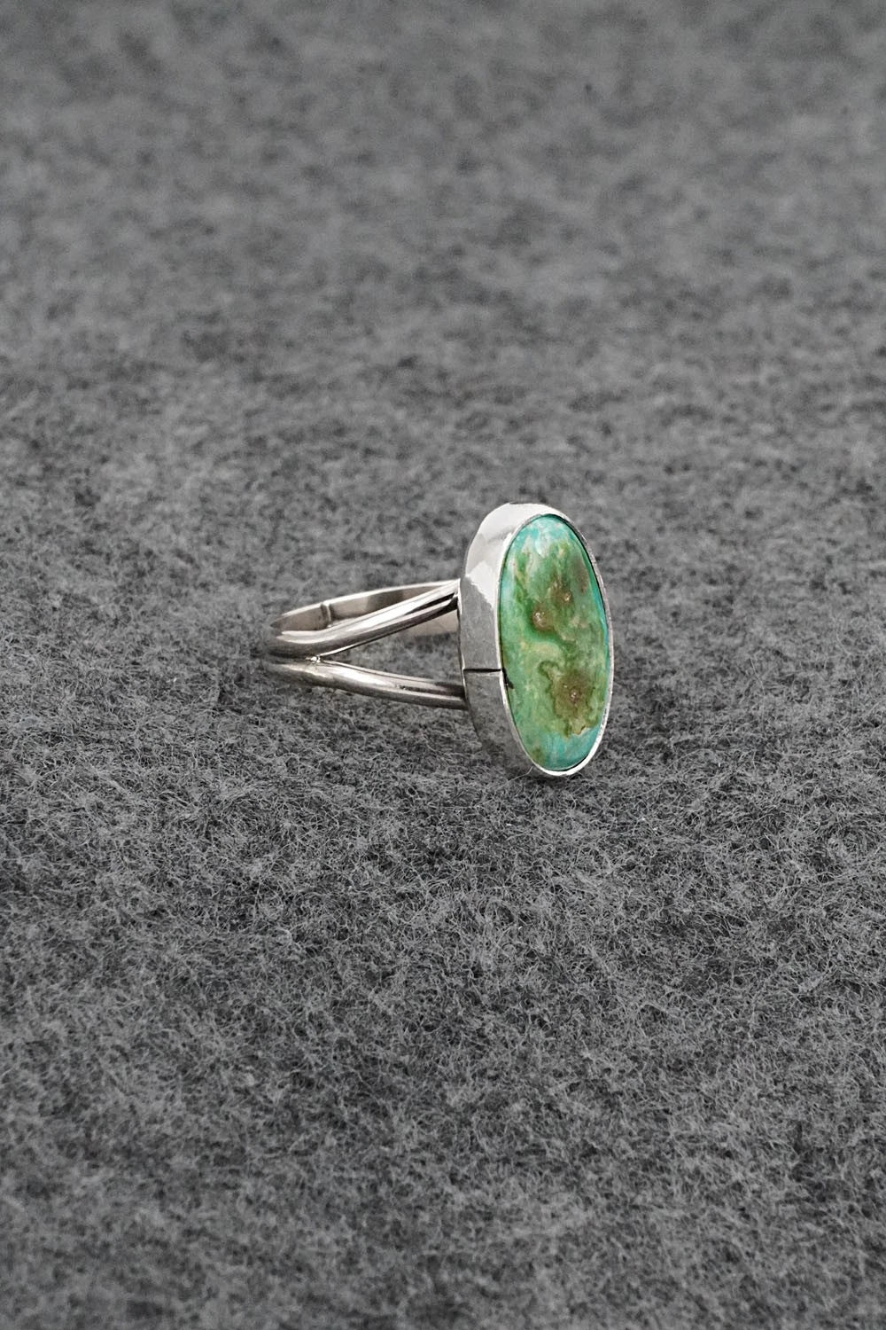 Turquoise & Sterling Silver Ring - Rosemary Saunders - Size 6