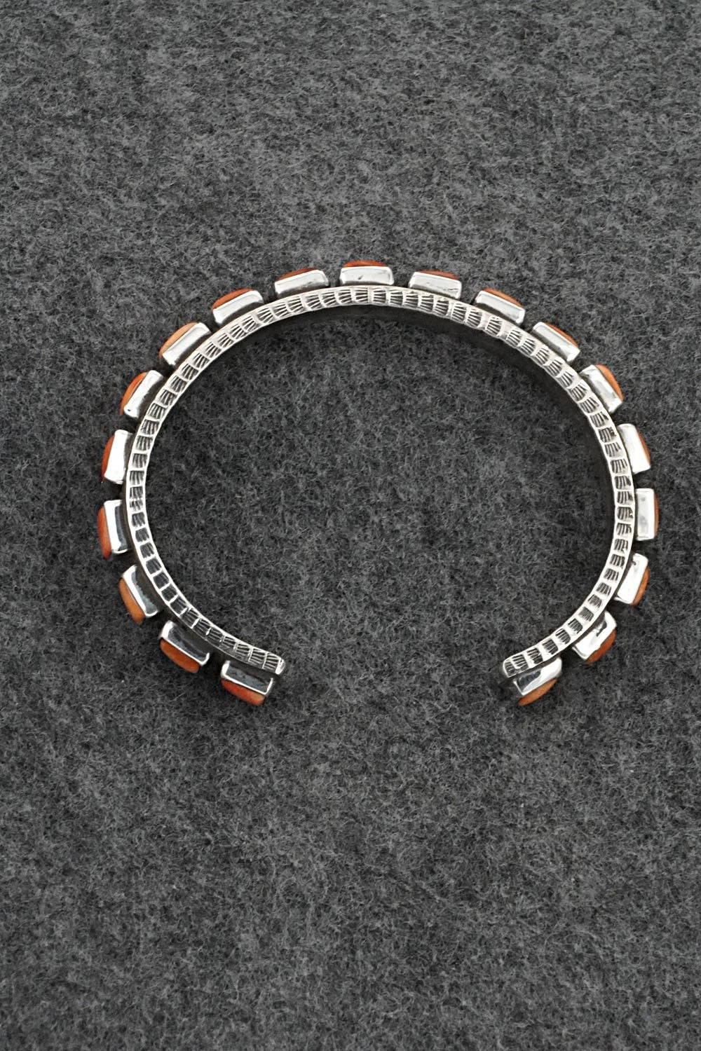 Spiny Oyster & Sterling Silver Bracelet - Ernest Rangel