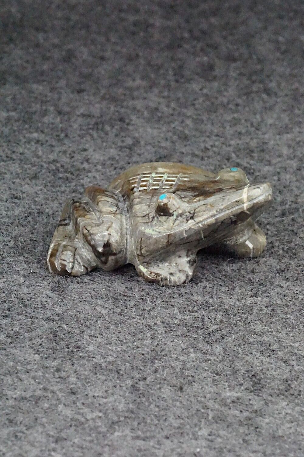 Frog Zuni Fetish Carving - Albert Livingston