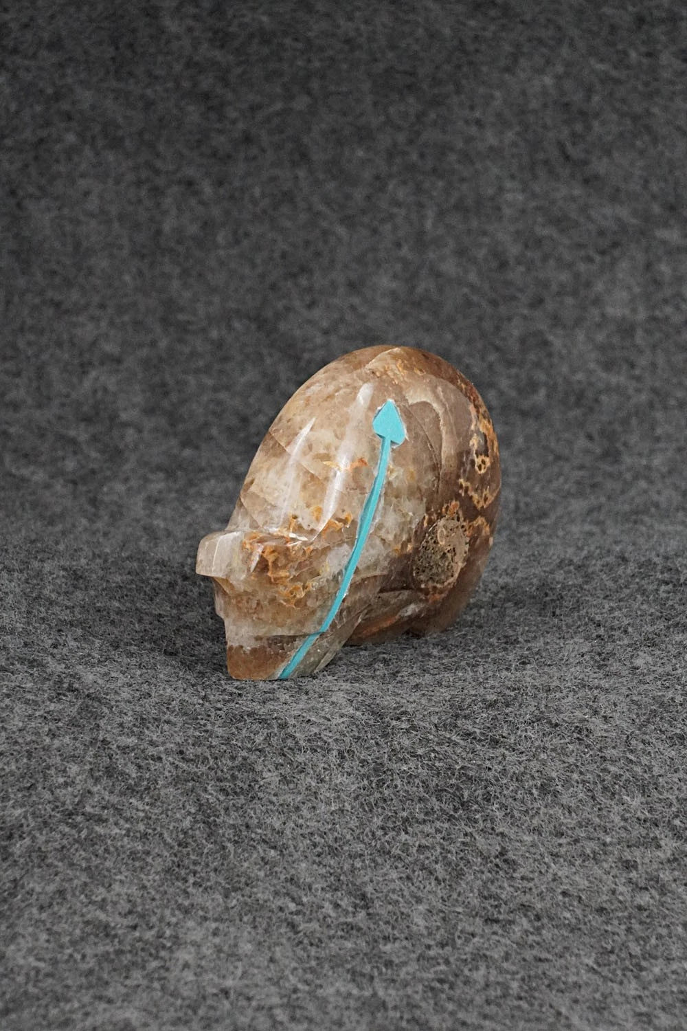 Bear Zuni Fetish Carving - Kenric Laiwakete