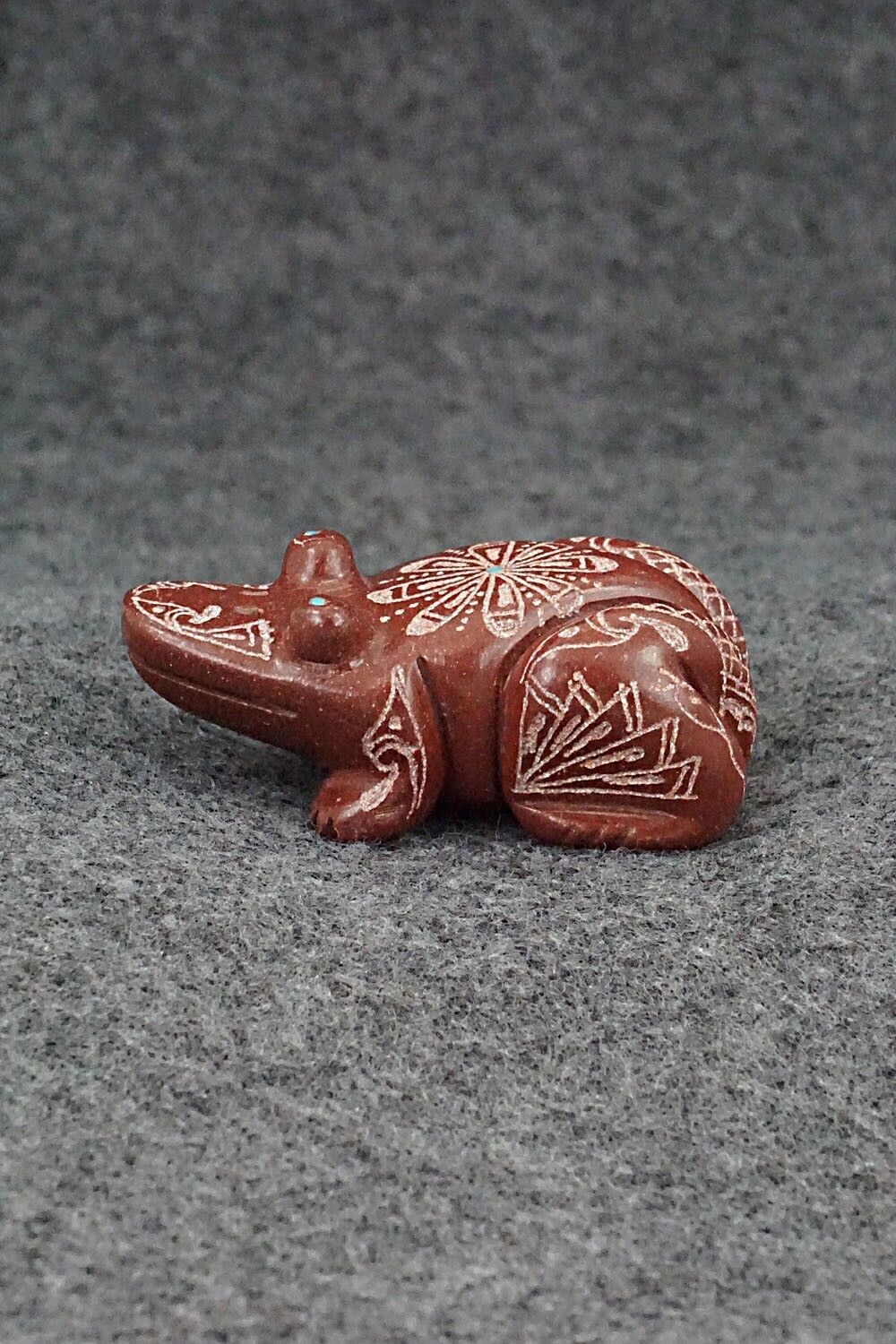 Frog Zuni Fetish Carving - Adrian Cachini