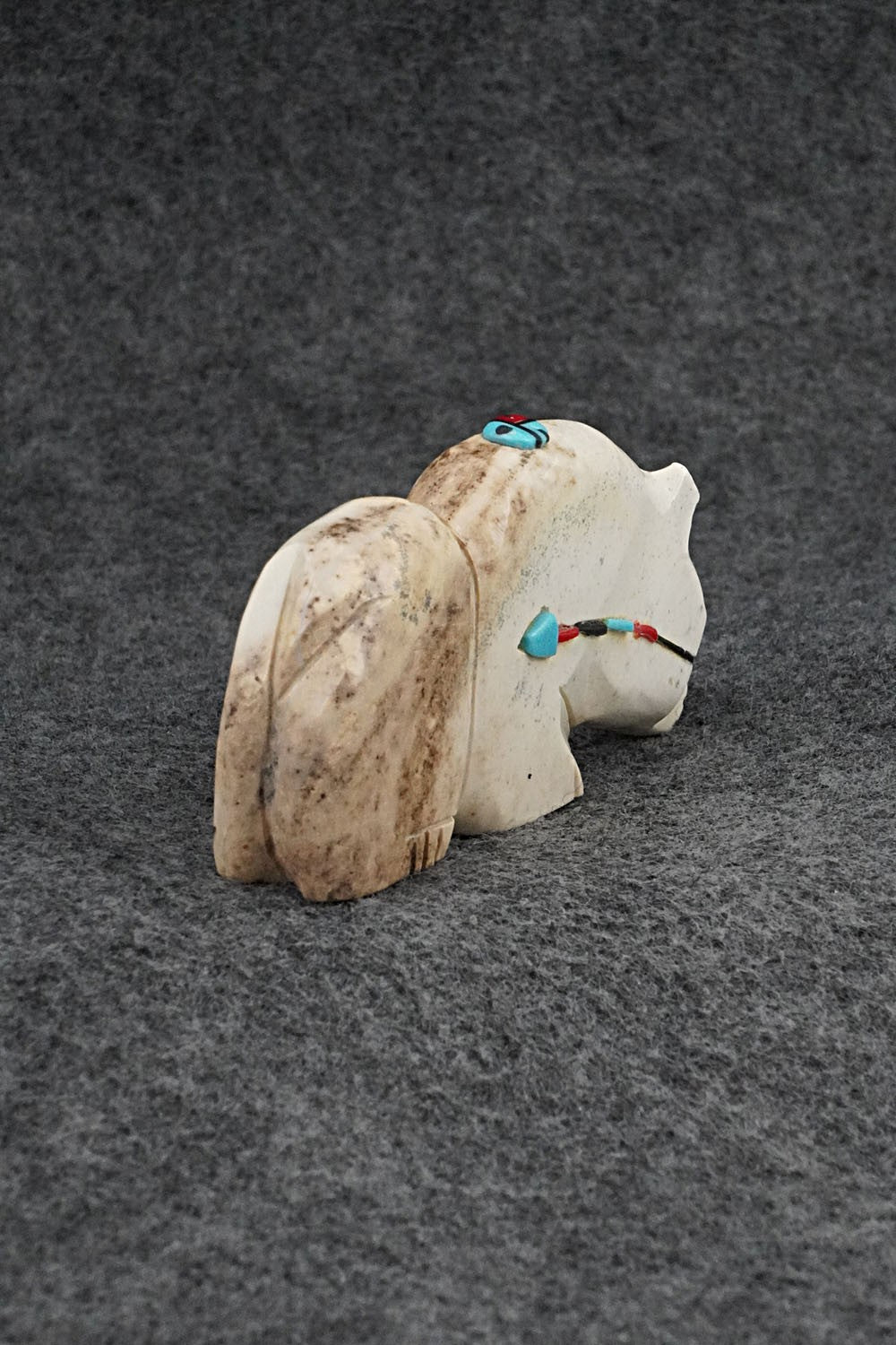 Bear Zuni Fetish Carving - Danette Laate