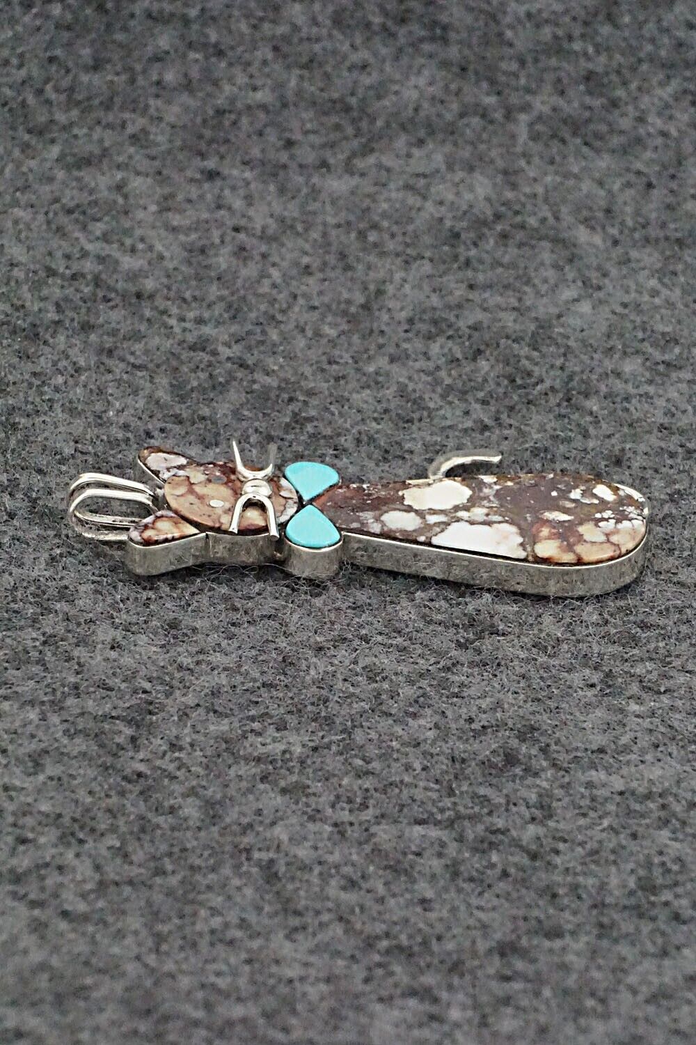 Wild Horse, Turquoise & Sterling Silver Pendant - Leavus Ahiyite