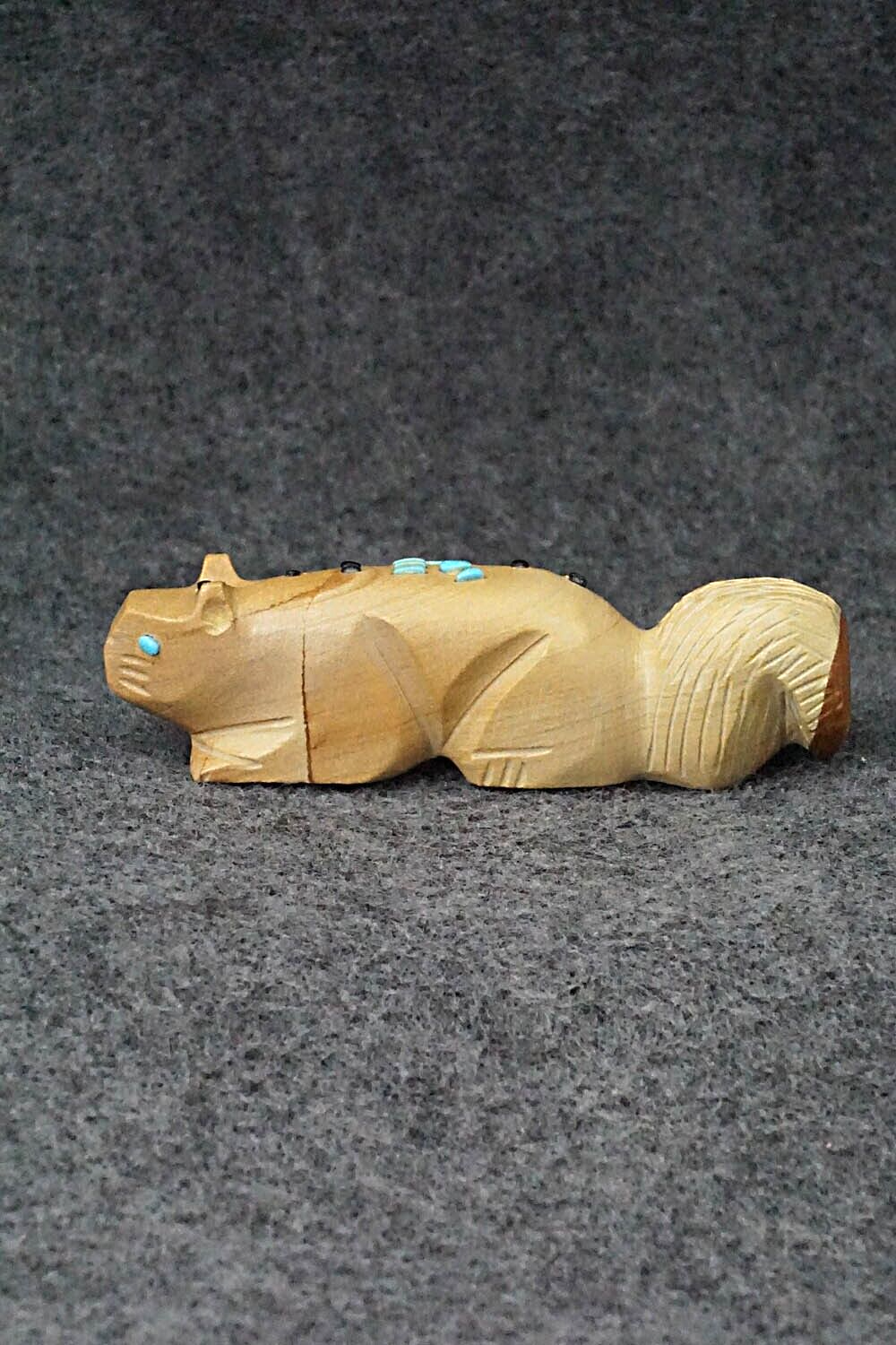 Squirrel Zuni Fetish Carving - Danette Laate