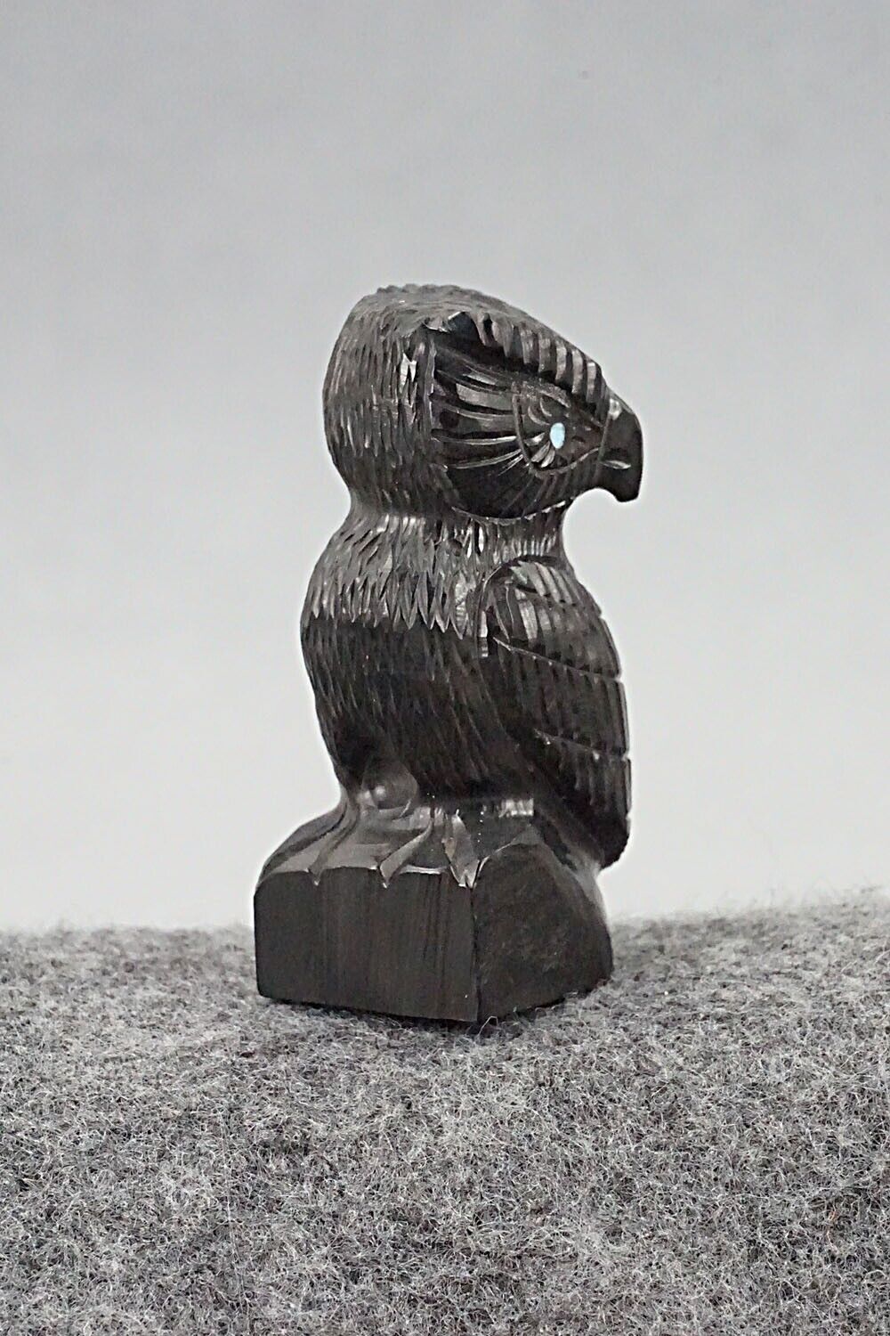 Owl Zuni Fetish Carving - Chris Peina