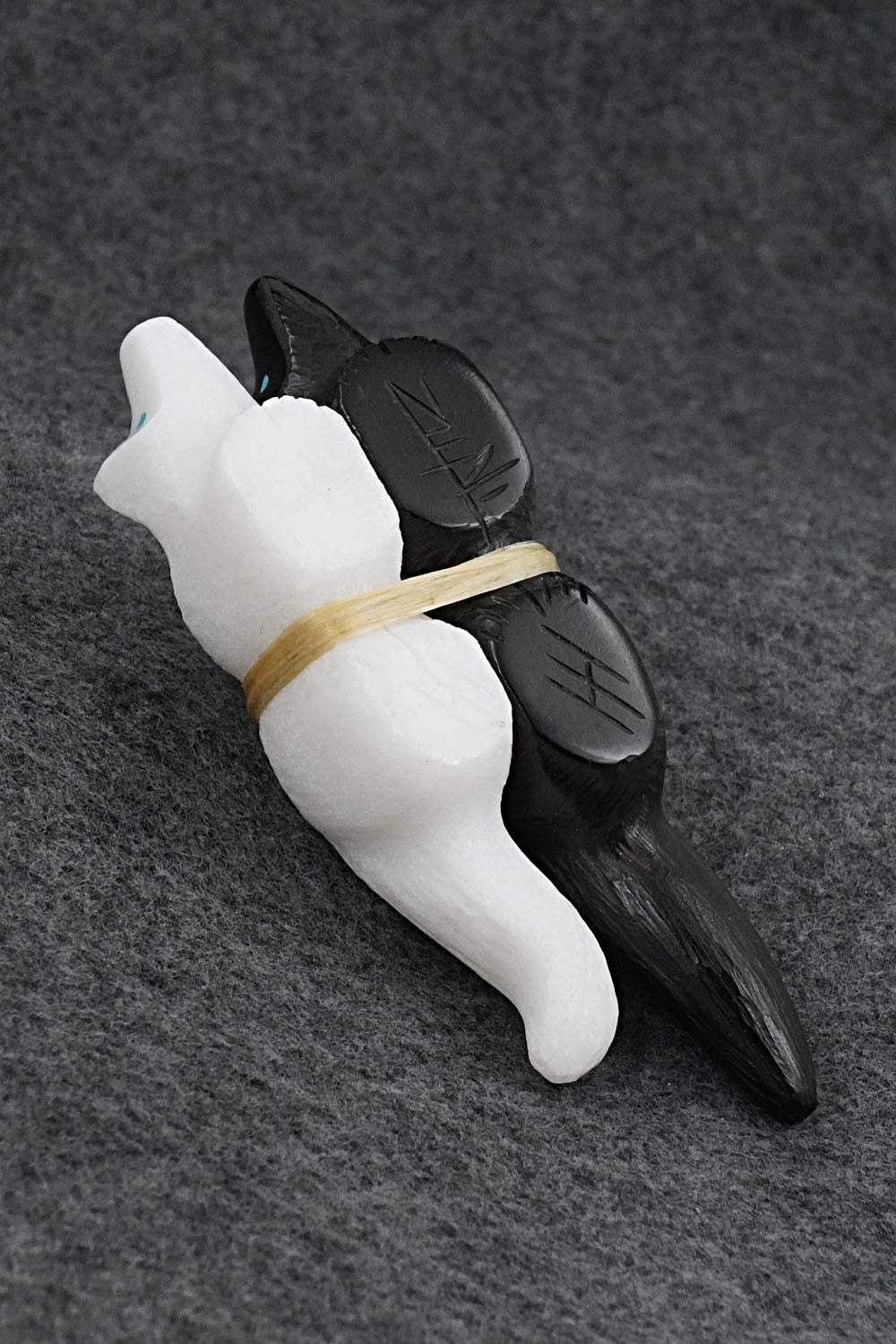 Wolf Zuni Fetish Carving - Herb Halate