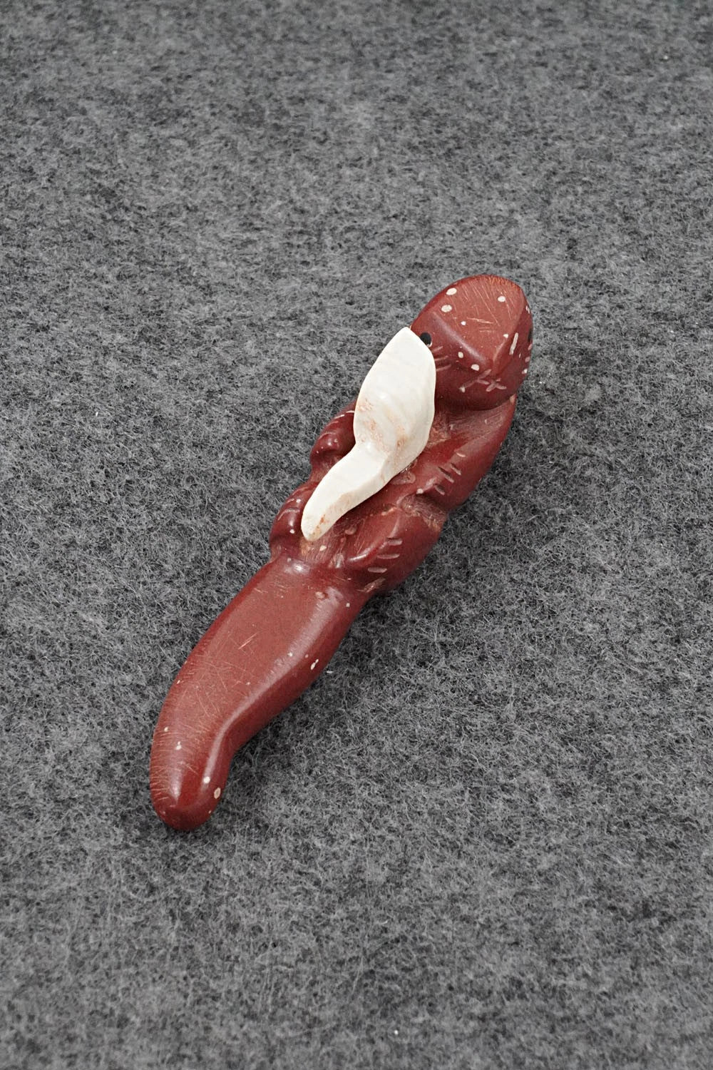 Otter Zuni Fetish Carving - Justin Red Elk