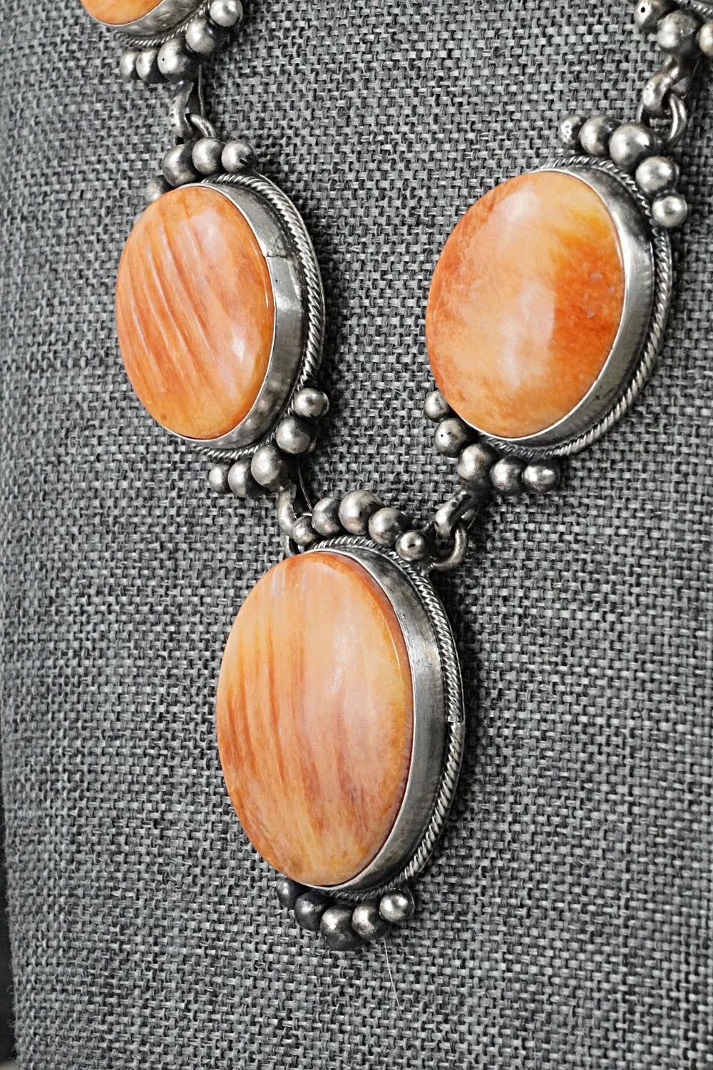 Spiny Oyster & Sterling Silver Necklace and Earrings Set - Paul Livingston