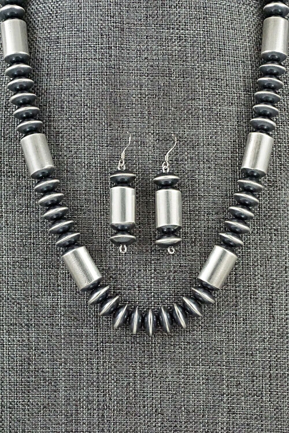 Navajo Pearl Sterling Silver Necklace Set - Tonisha Haley