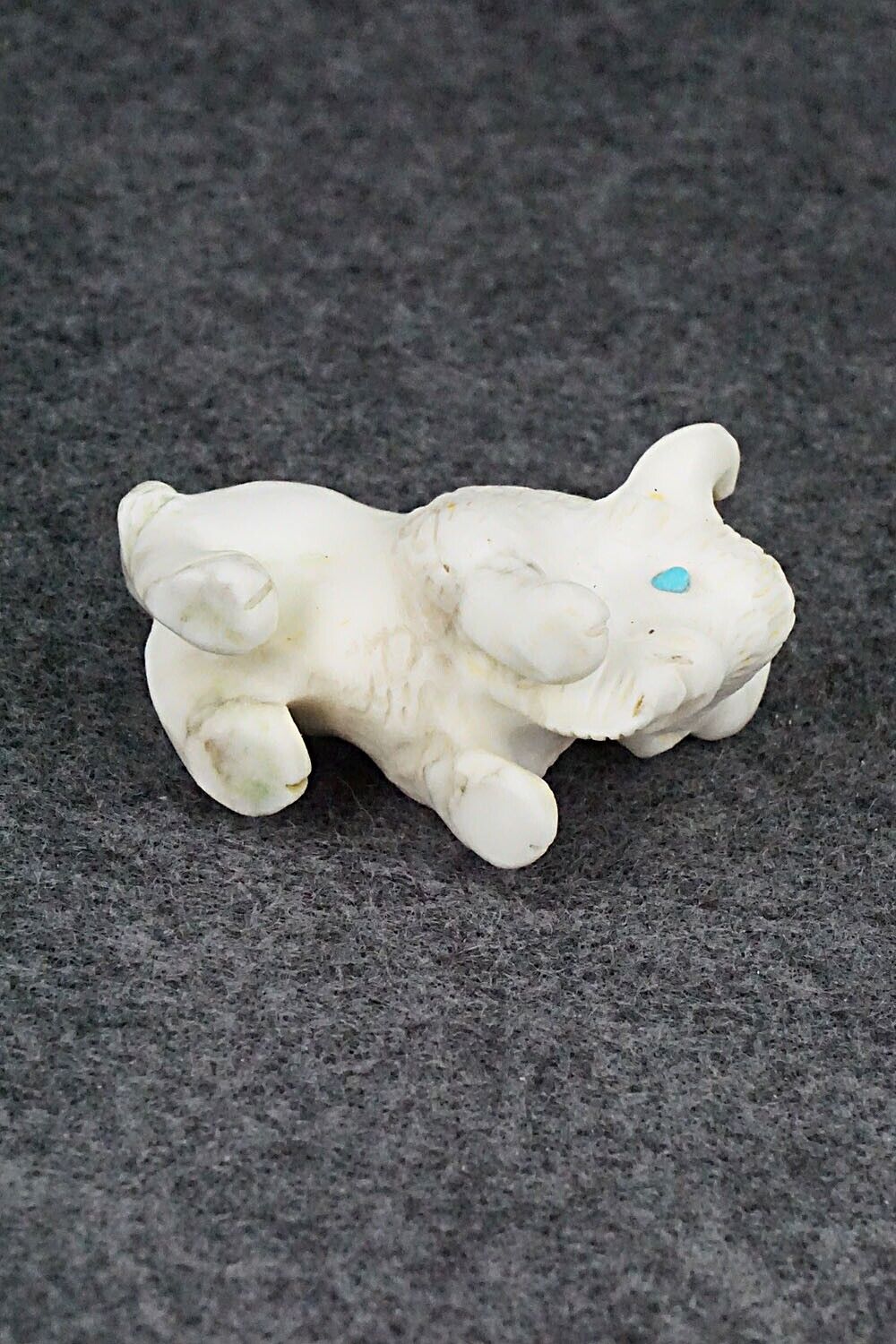 Buffalo Zuni Fetish Carving - Wilfred Cheama