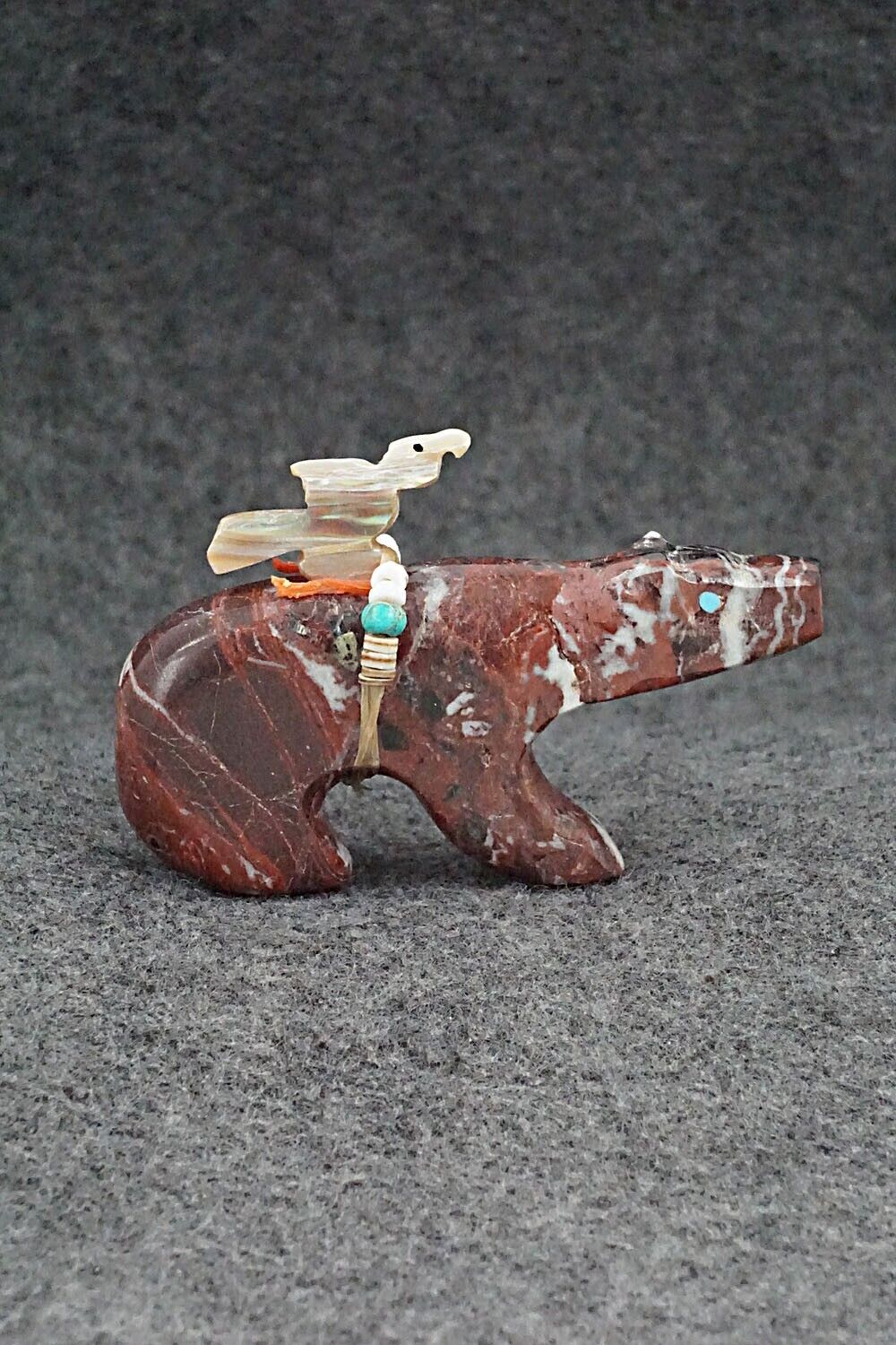 Bear w/Bird Zuni Fetish Carving - Fernando Laiwakete