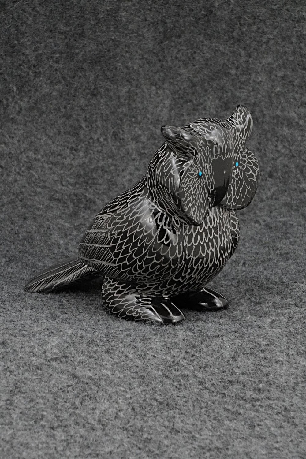 Owl Zuni Fetish Carving - Nelson Yatsattie