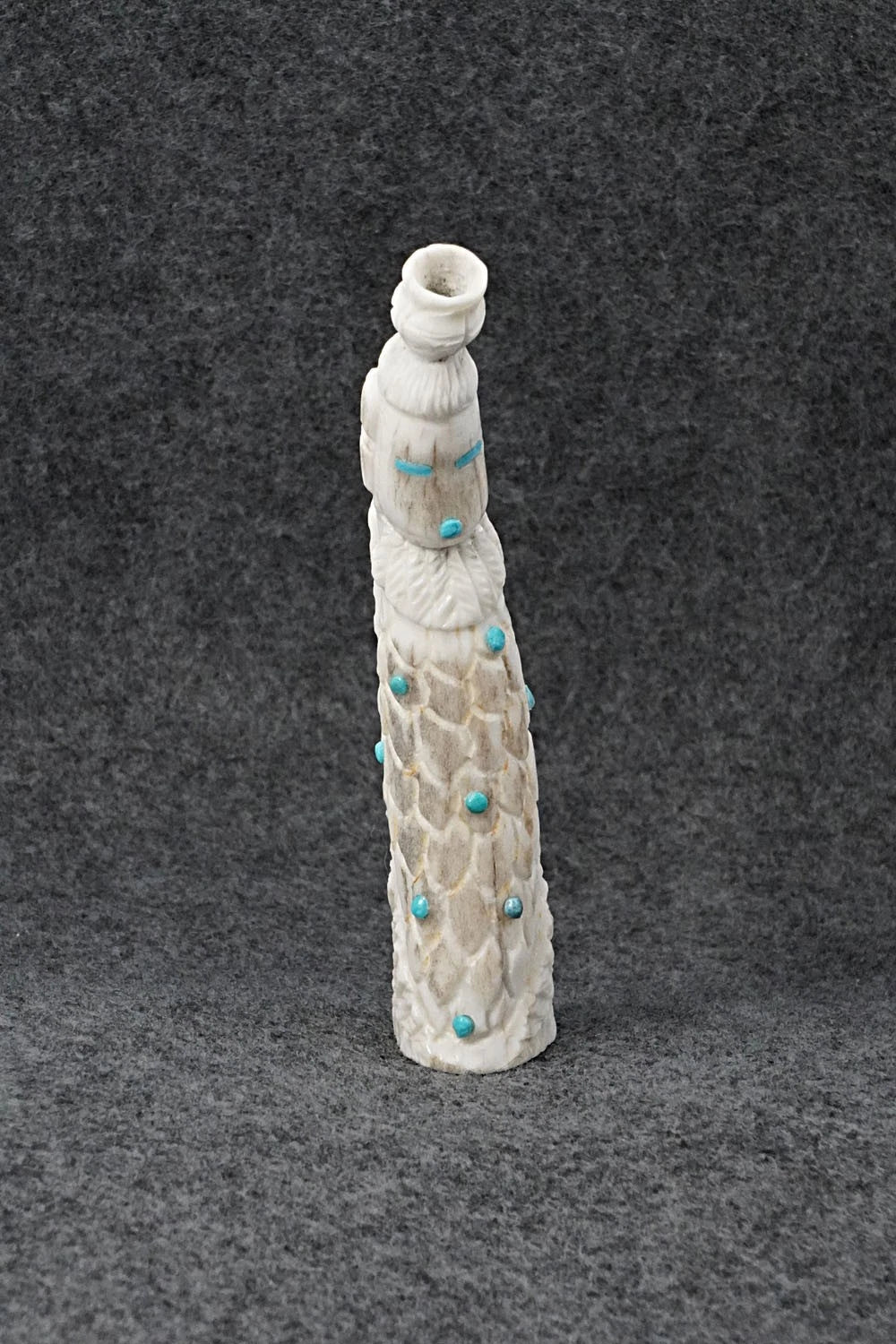 Corn Maiden Zuni Fetish Carving - Garrick Weeka