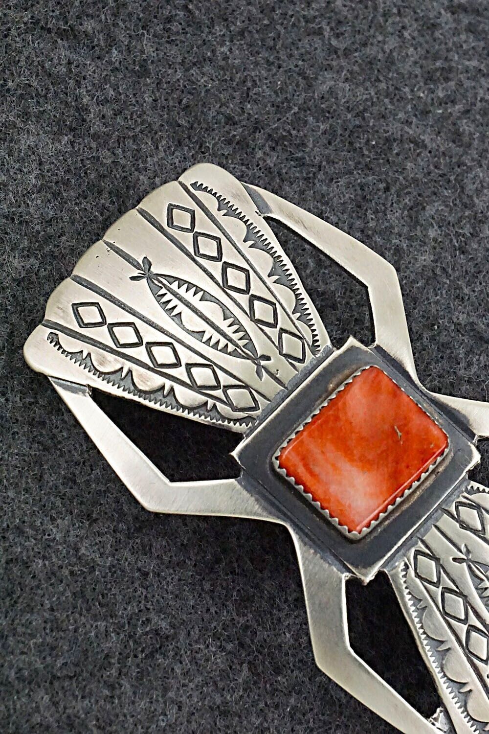 Spiny Oyster & Sterling Silver Hair Barrette - Martha Cayatineto