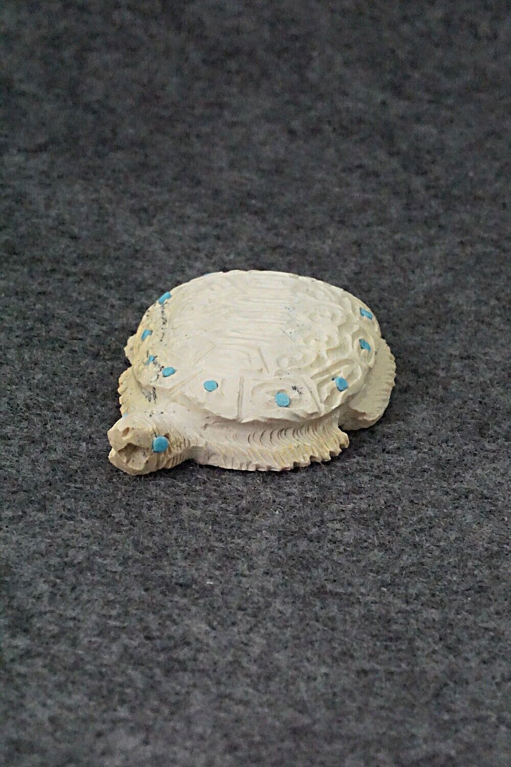 Turtle Zuni Fetish Carving - Adrian Cachini