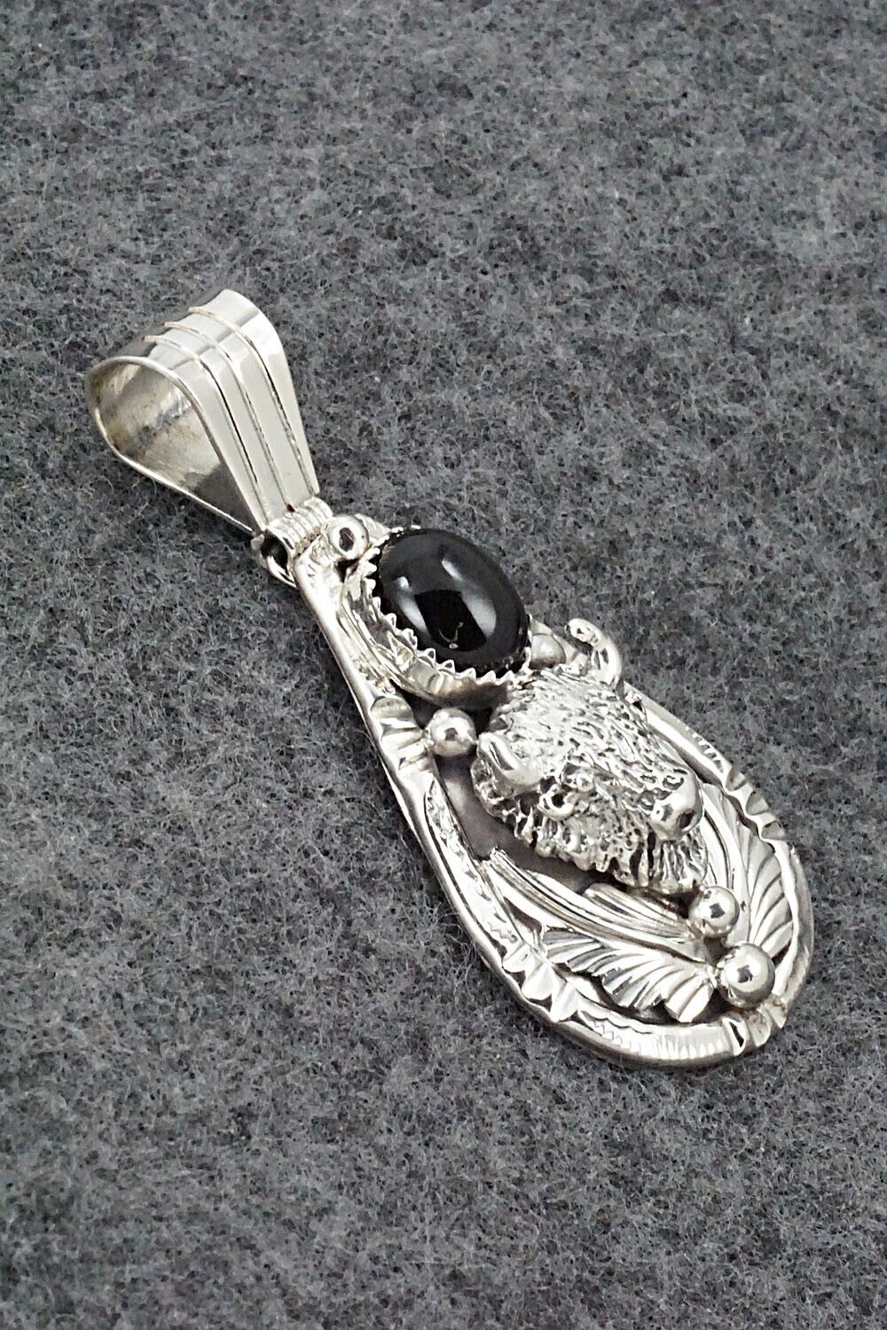 Onyx & Sterling Silver Pendant - Henry Attakai