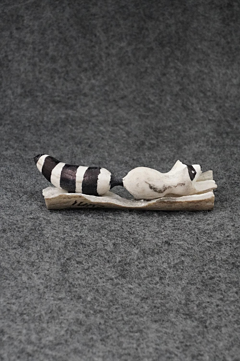 Raccoon Zuni Fetish Carving - Ruben Najara