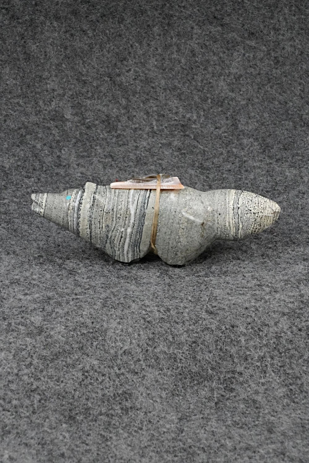 Fox Zuni Fetish Carving - Delvin Leekya