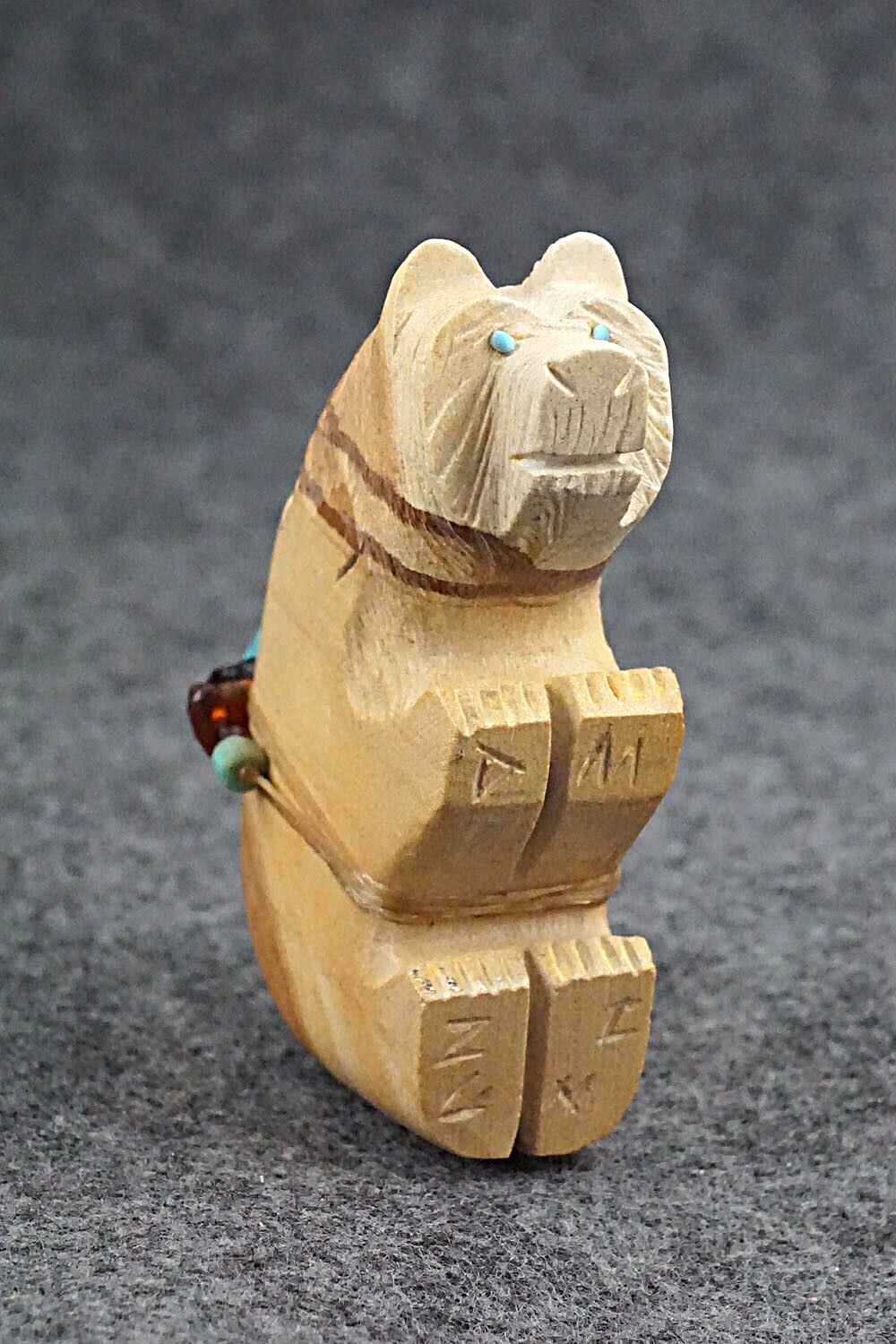 Bear Zuni Fetish Carving - Douglas Martza