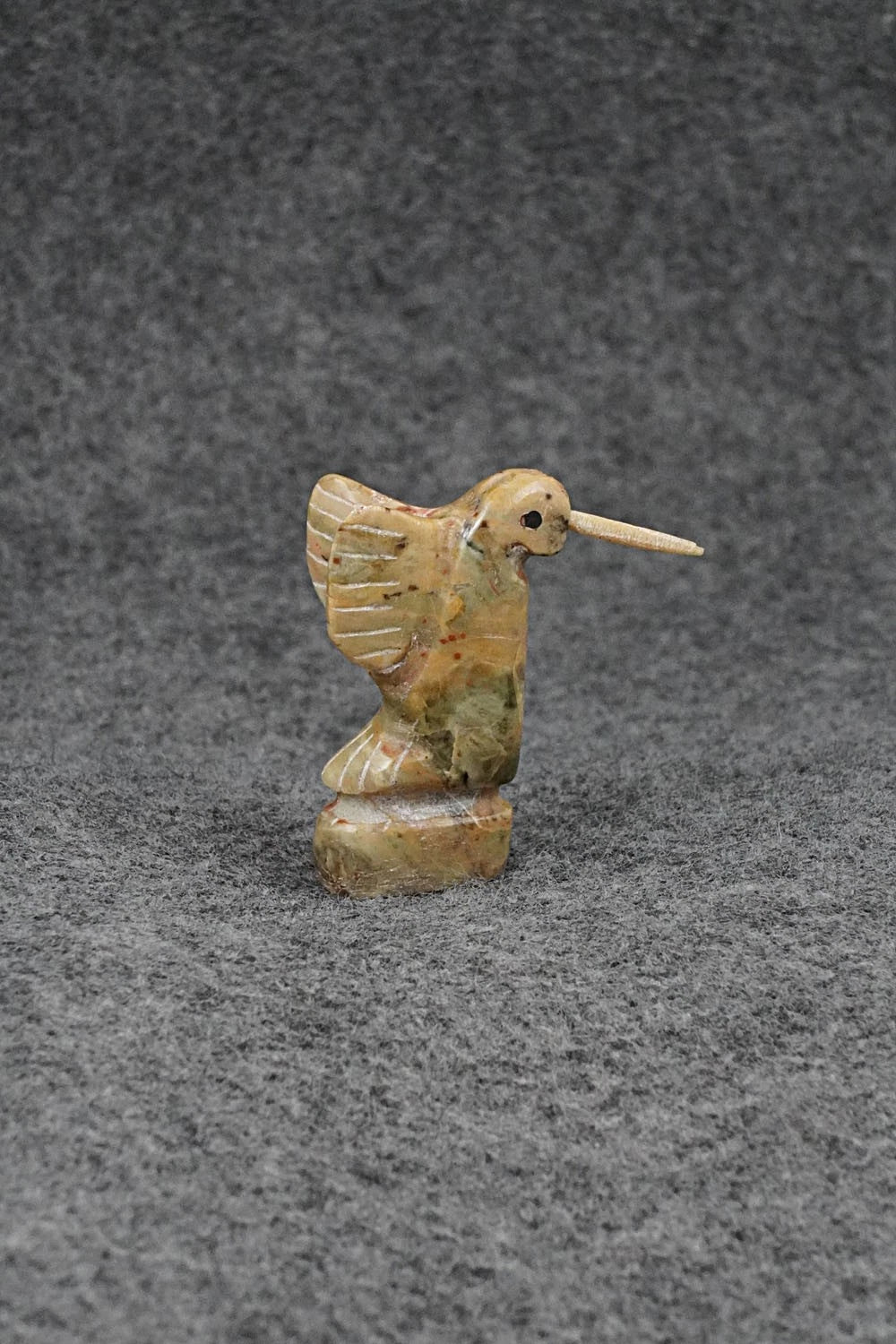 Hummingbird Zuni Fetish Carving - Justin Red Elk