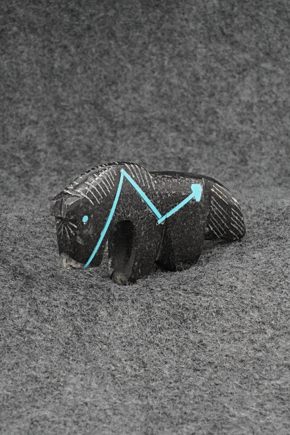 Horse Zuni Fetish Carving - Kenric Laiwakete