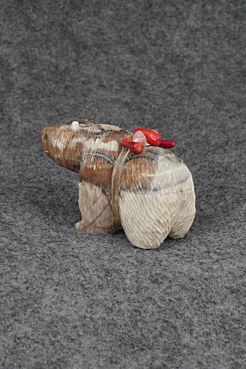 Bear Zuni Fetish Carving - Farlan & Paulette Quam