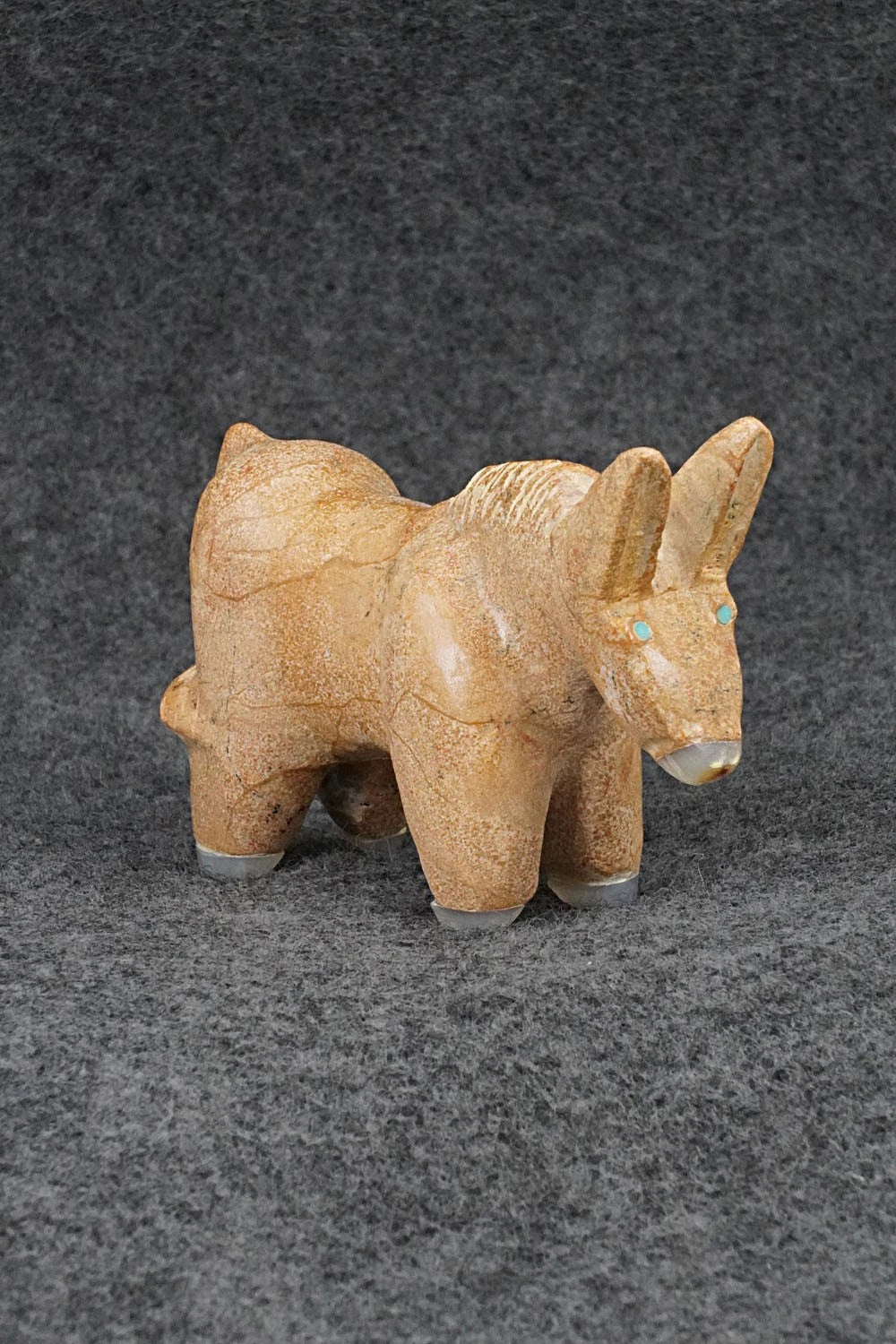 Donkey Zuni Fetish Carving - Freddie Leekya