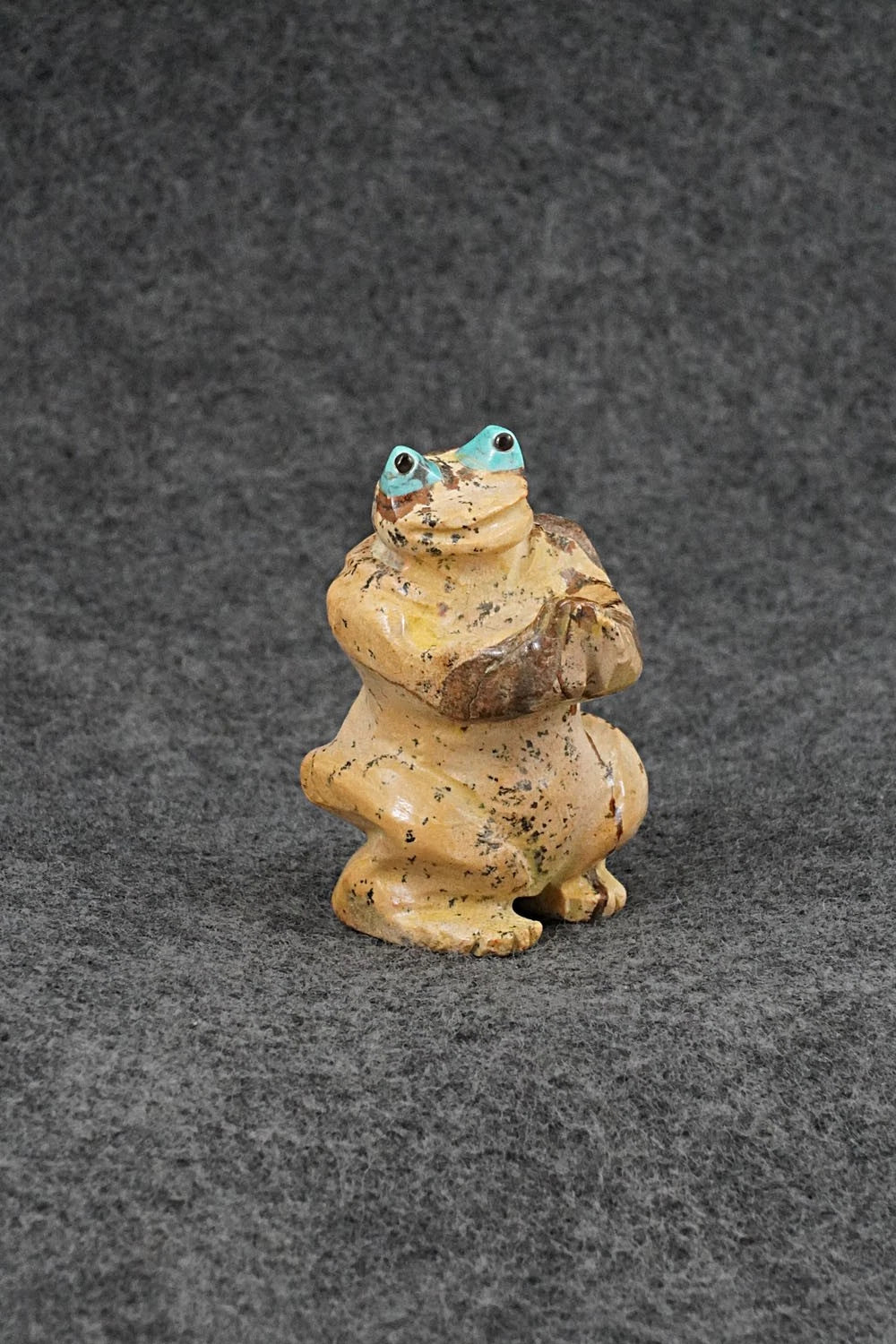 Frog Zuni Fetish Carving - Freddie Leekya