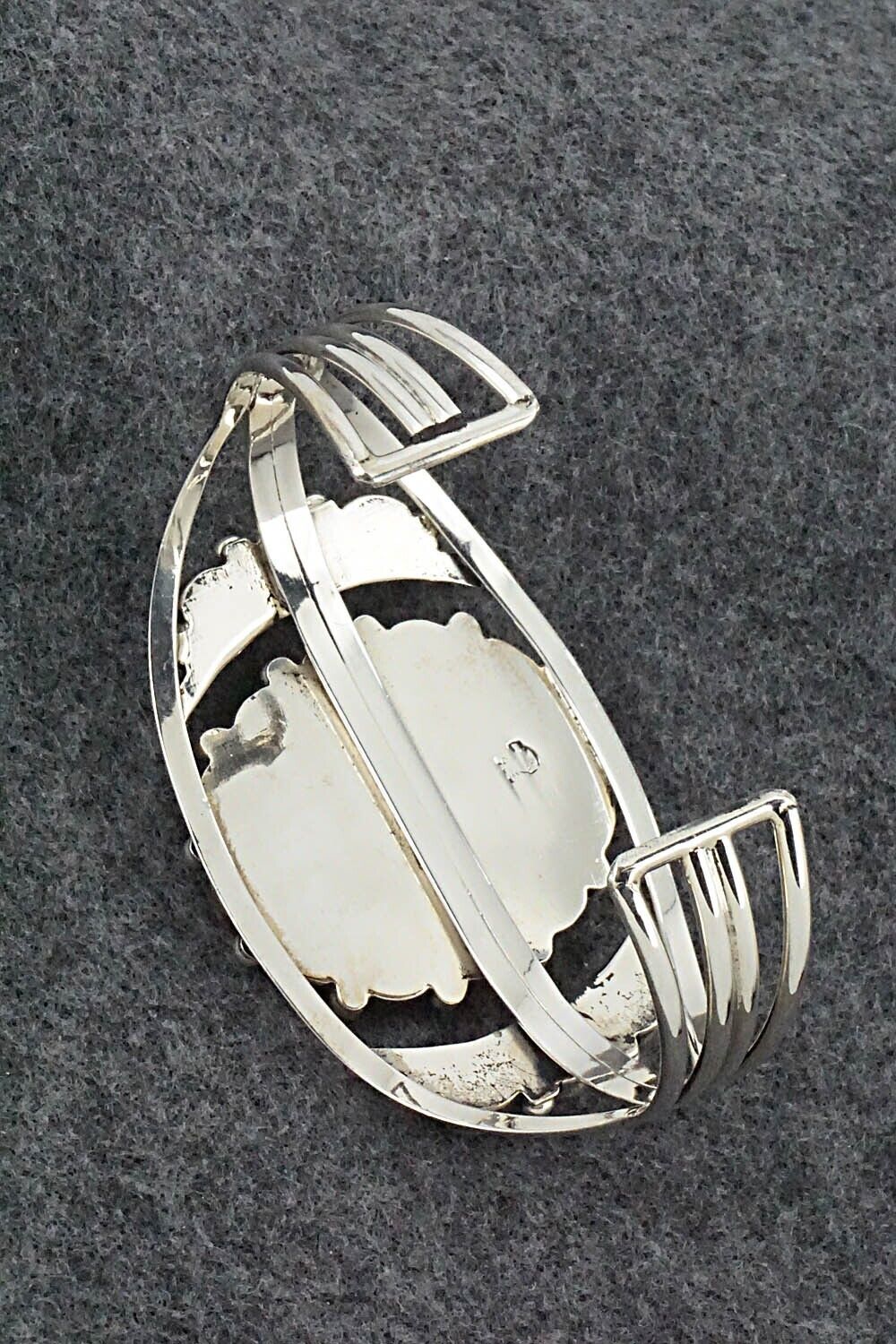 Turquoise, Spiny Oyster & Sterling Silver Bracelet - Roberta Begay