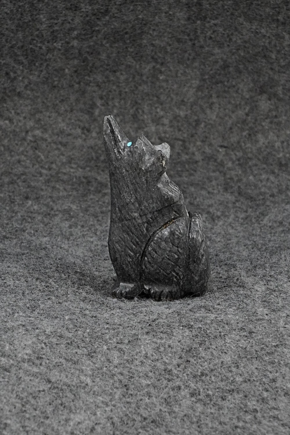 Wolf Zuni Fetish Carving - Tony Mackel