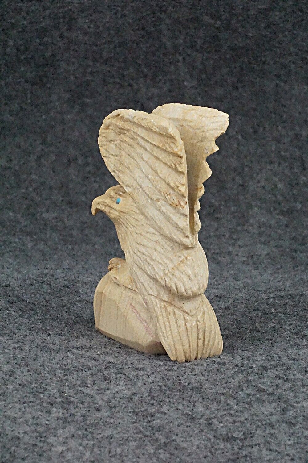 Eagle Zuni Fetish Carving - Tony Mackel