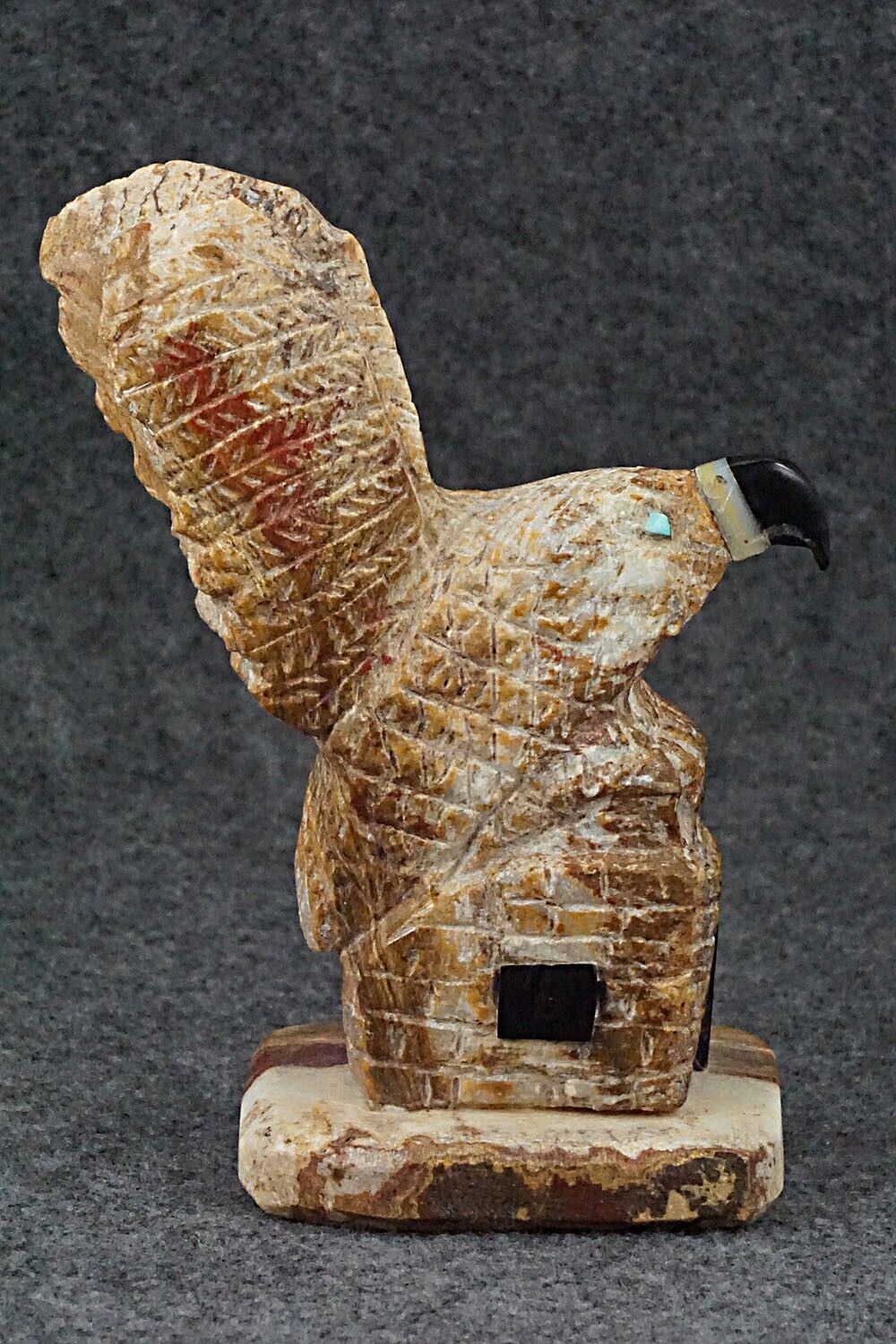 Eagle Zuni Fetish Carving - Jon Quam