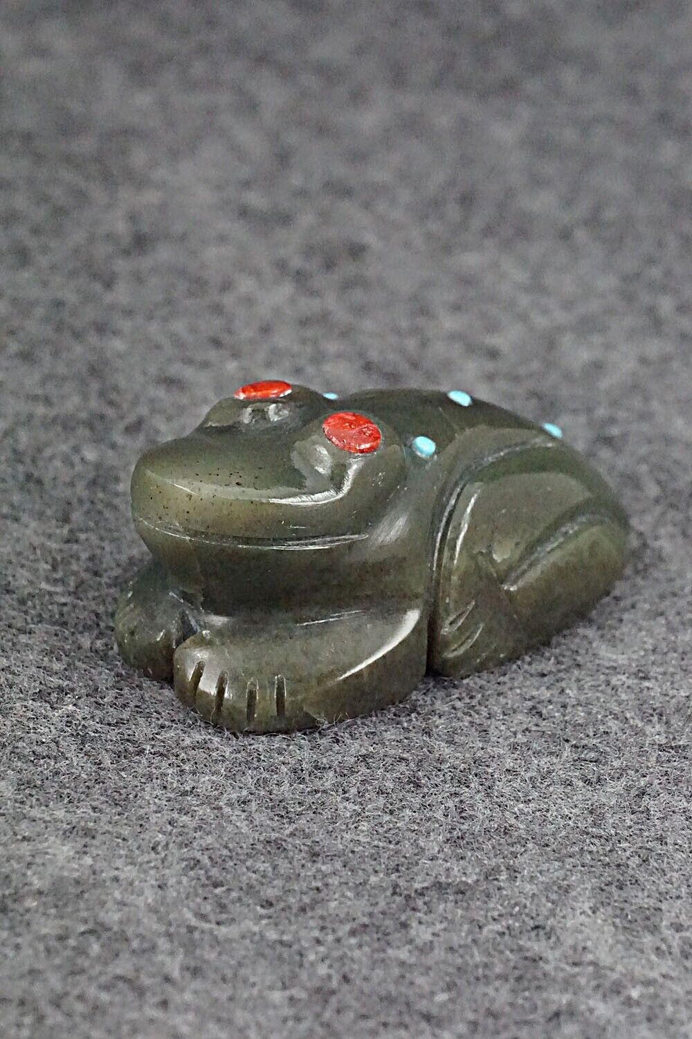 Frog Zuni Fetish Carving - Reynold Lunasee