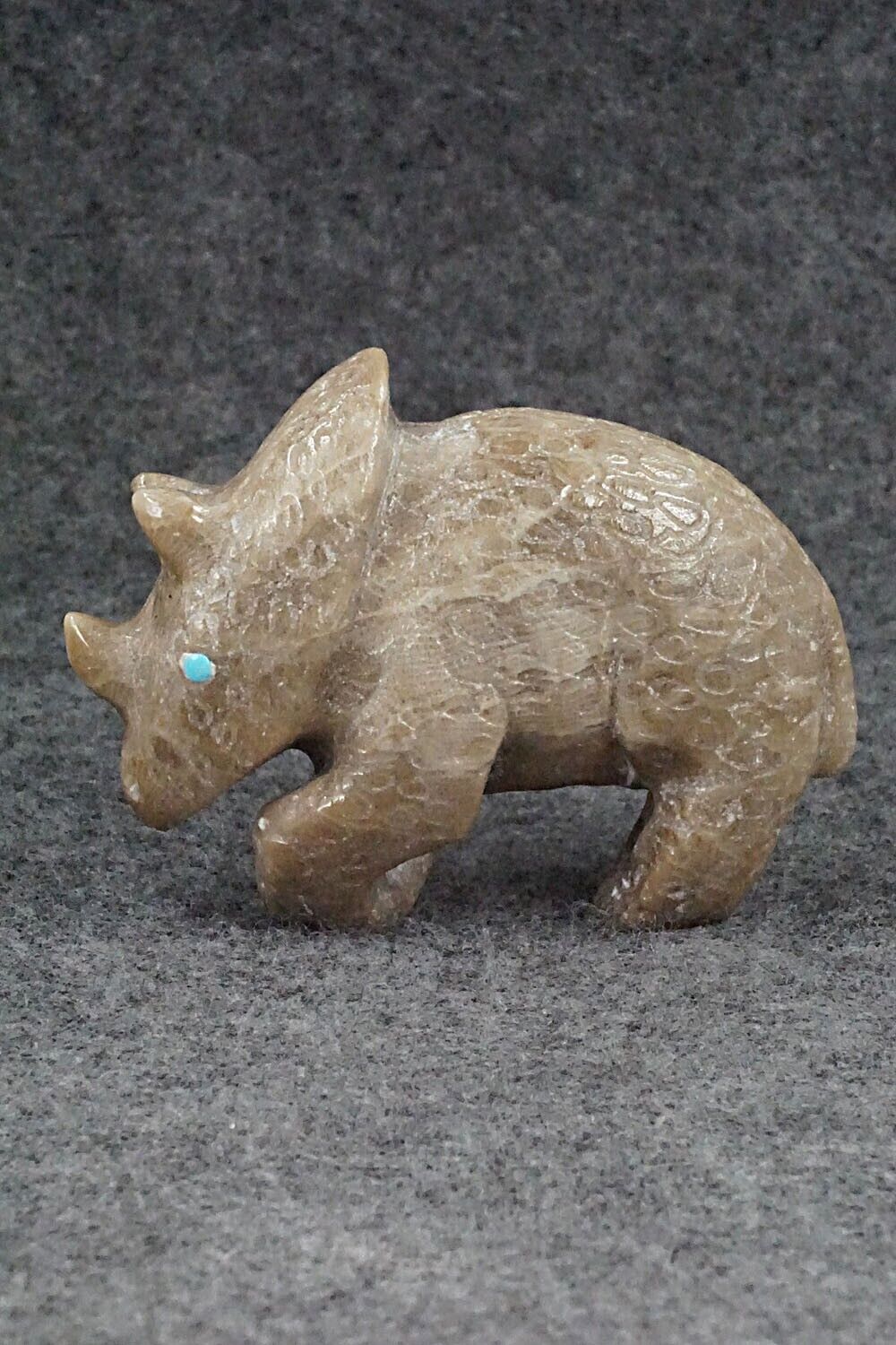 Triceratops Zuni Fetish - Derrick Kaamasee