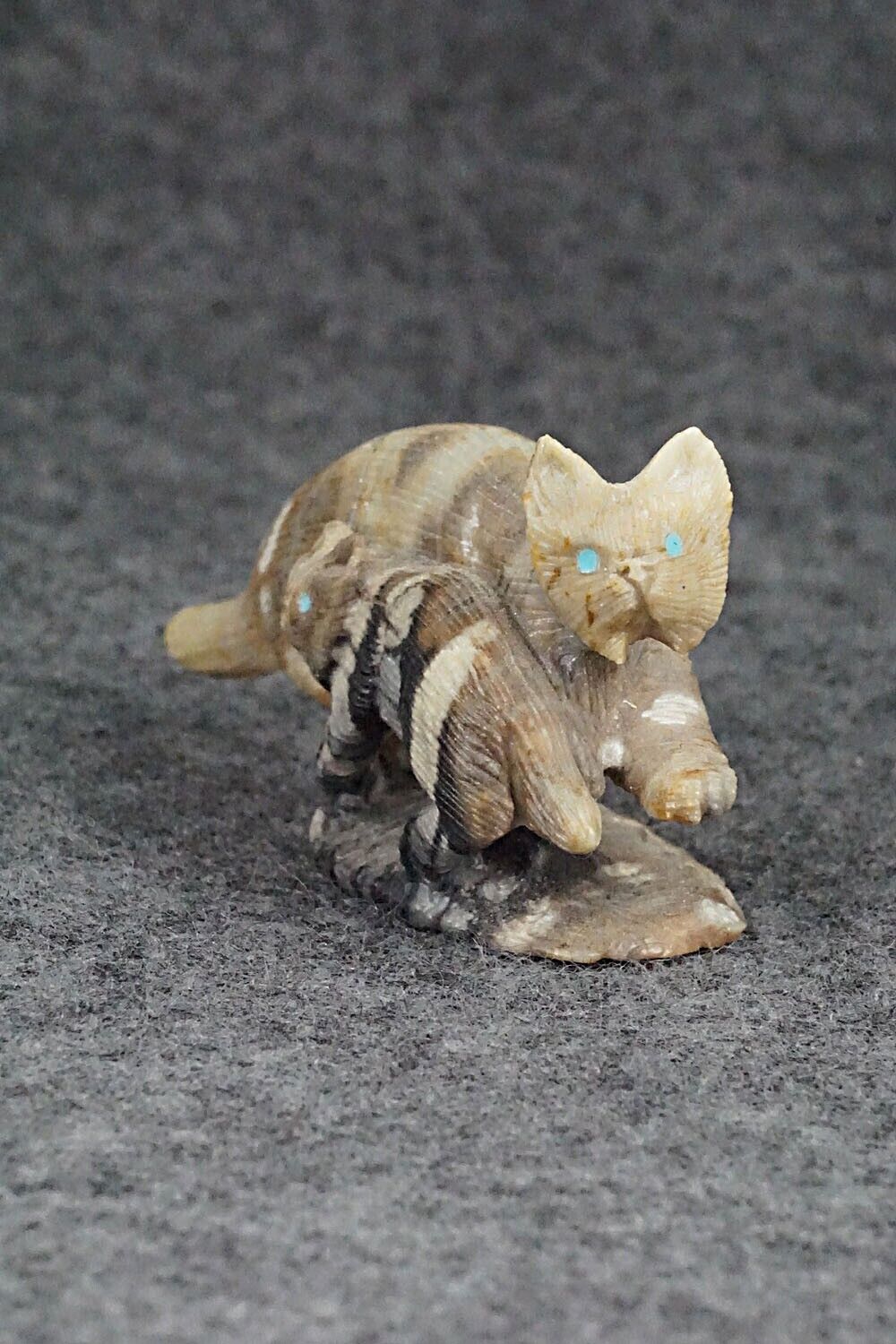 Bobcats Zuni Fetish Carving - Colin Weeka